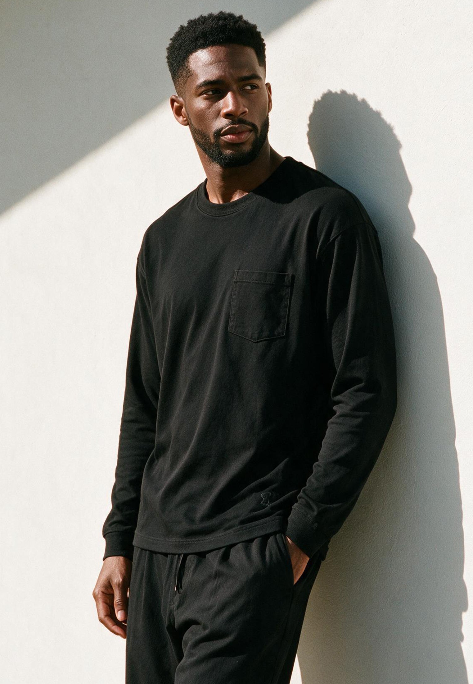 HEAVYWEIGHT LS POCKET T-SHIRT JET BLACK