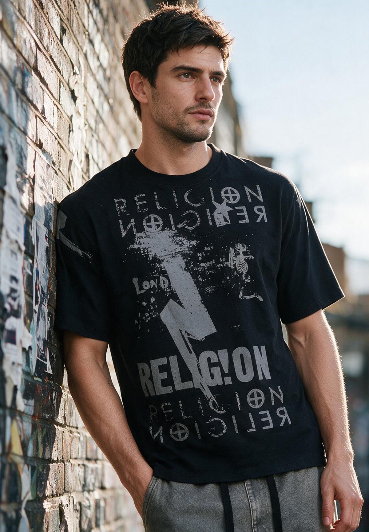 MONTAGE COLOUR T-SHIRT BLACK