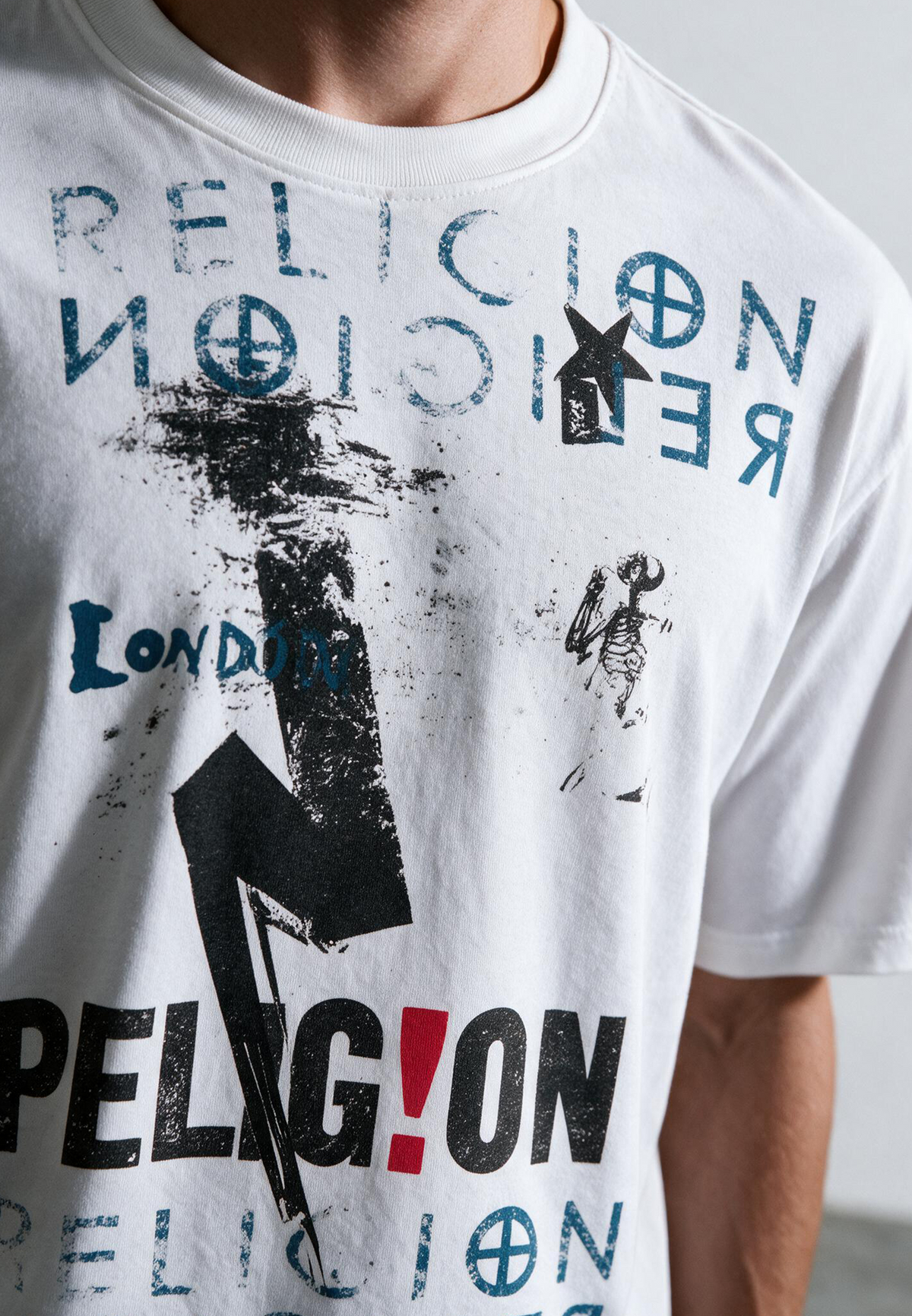MONTAGE COLOUR T-SHIRT WHITE
