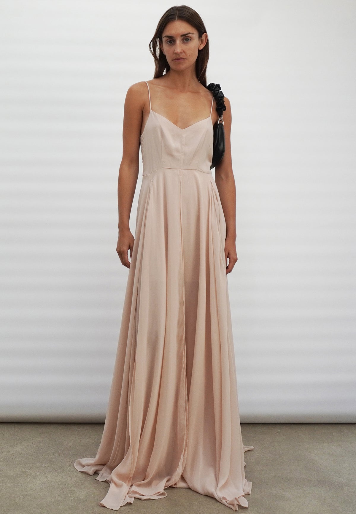 OLSEN MAXI DRESS SILVER PEONY