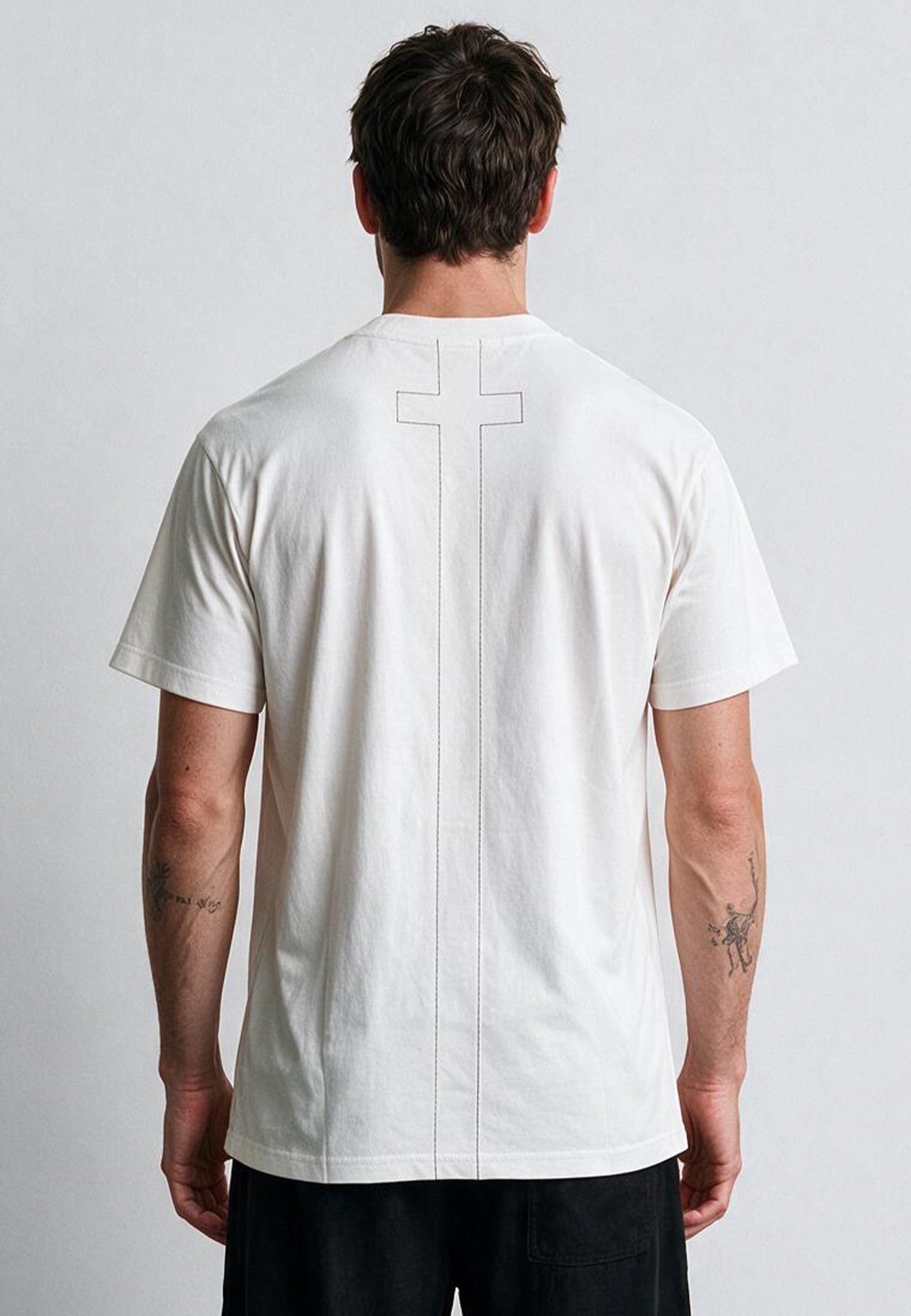 ESSENTIAL CORE WHITE T-SHIRT