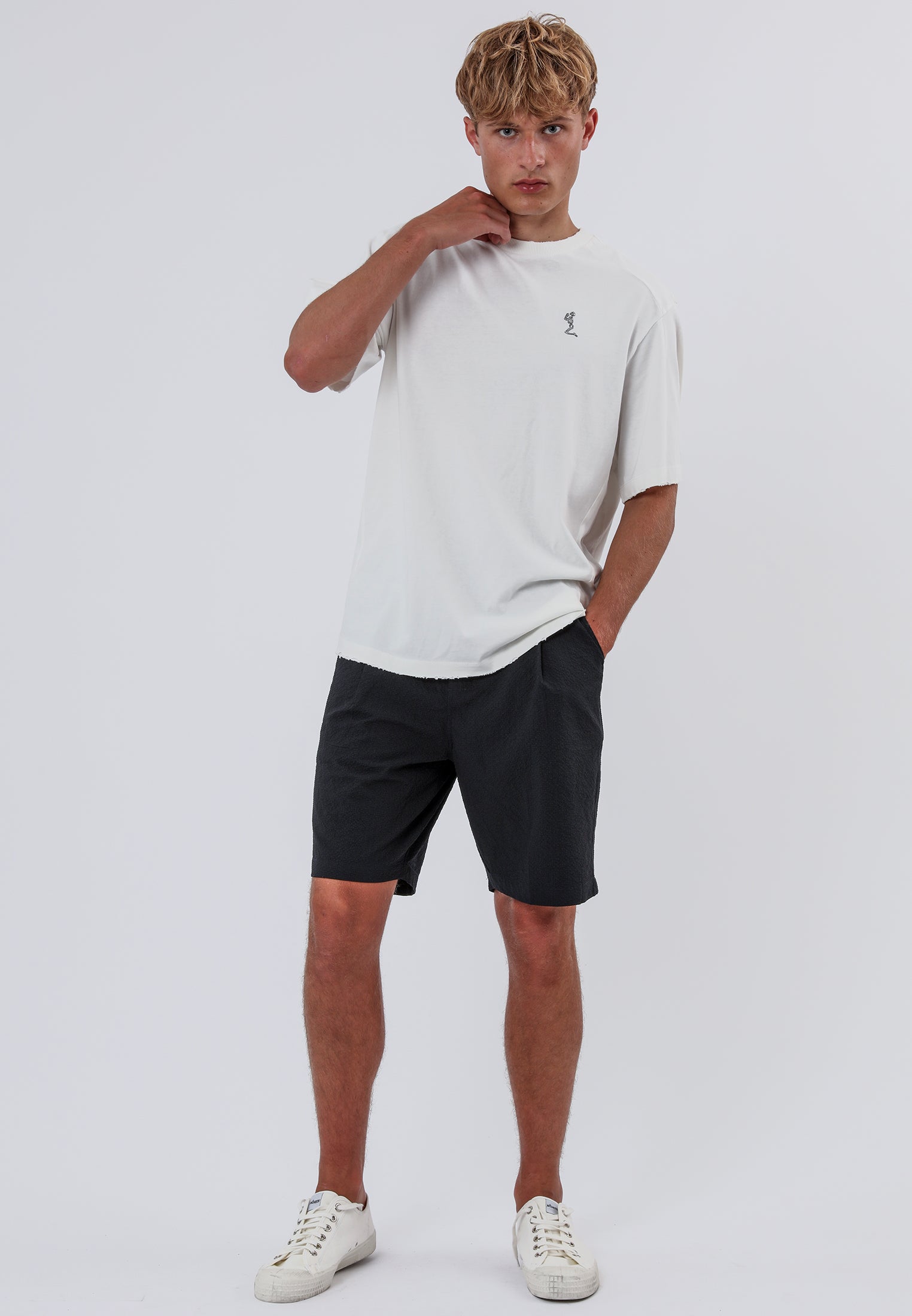 BATTLE DISTRESSED T-SHIRT OFF WHITE
