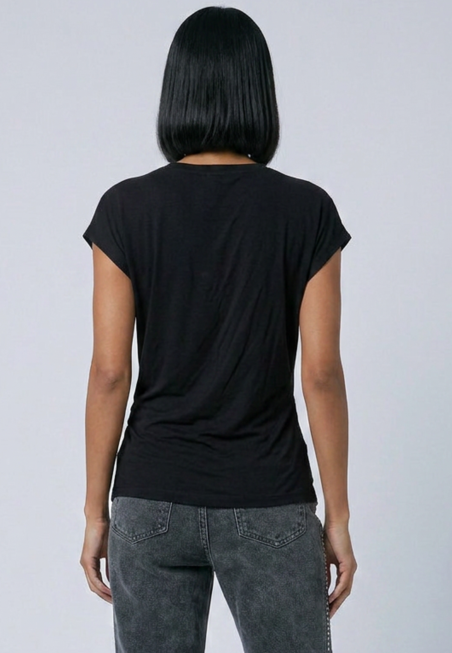 TIME T-SHIRT JET BLACK