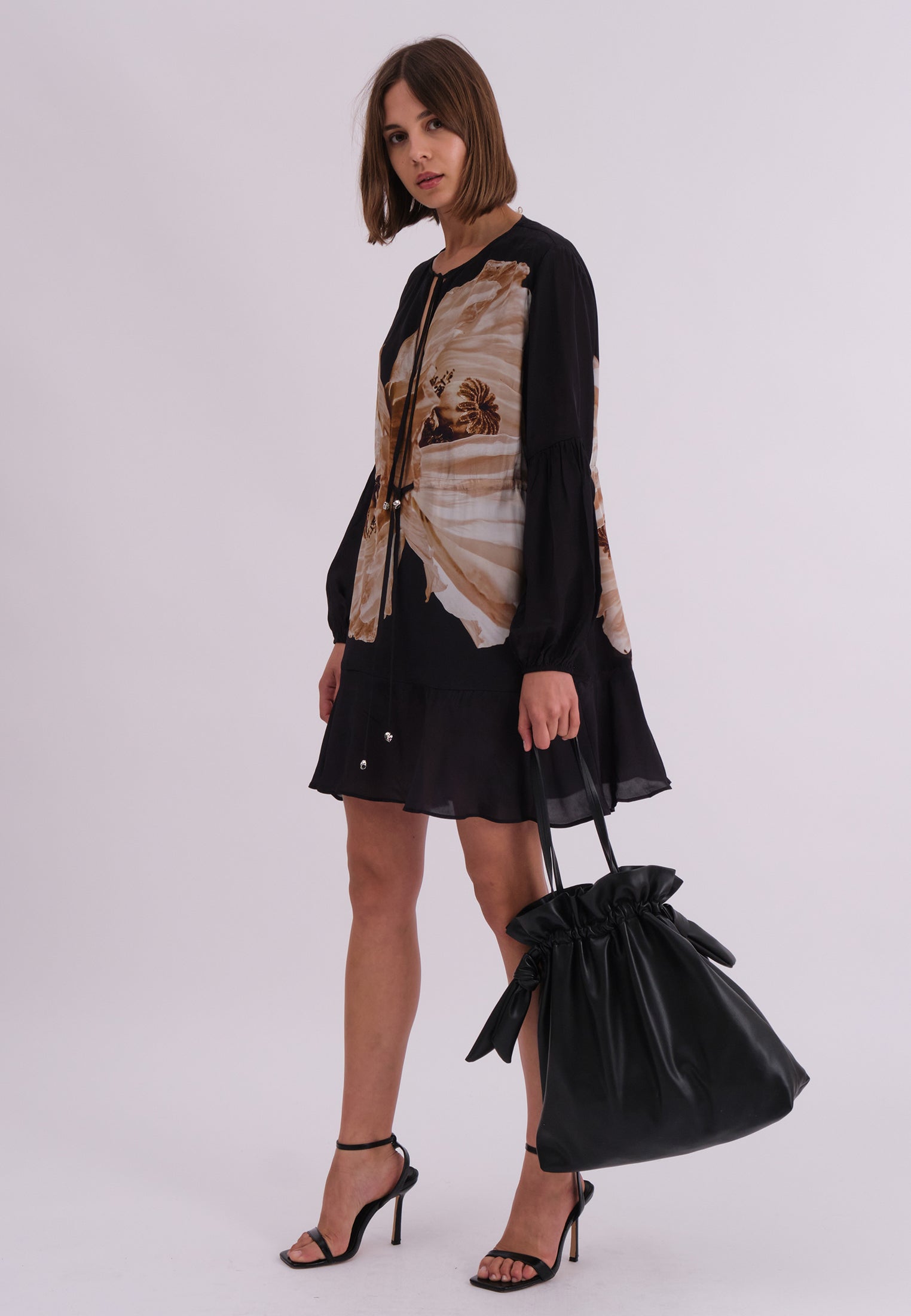 TWIST DRESS CHARM SEPIA