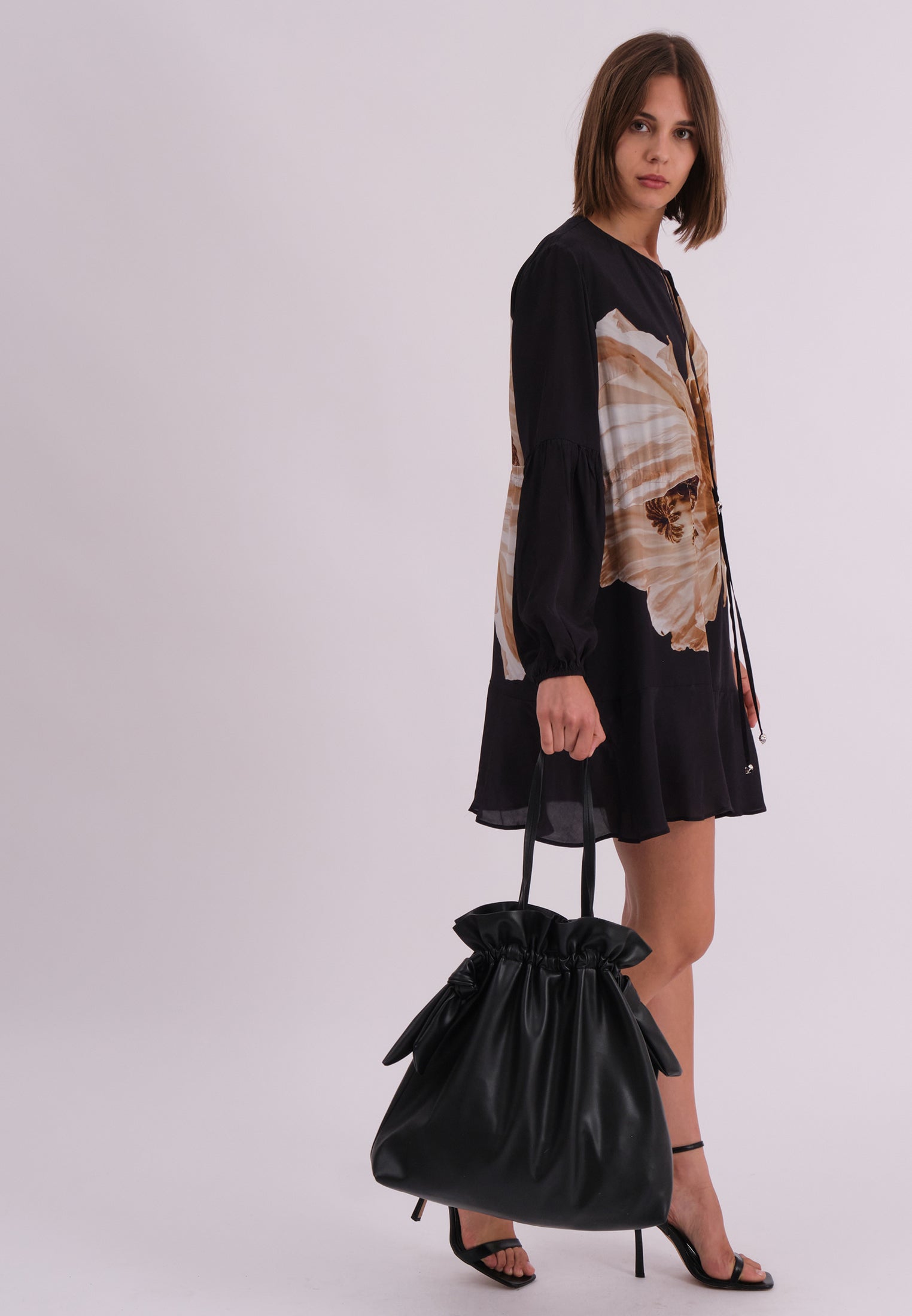 TWIST DRESS CHARM SEPIA