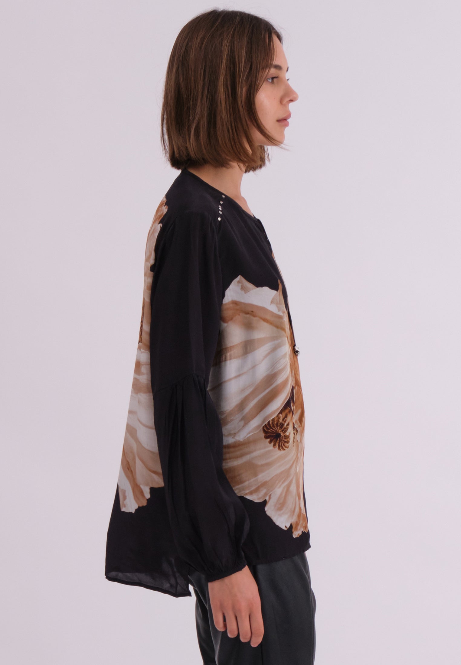 TWIST TOP CHARM SEPIA