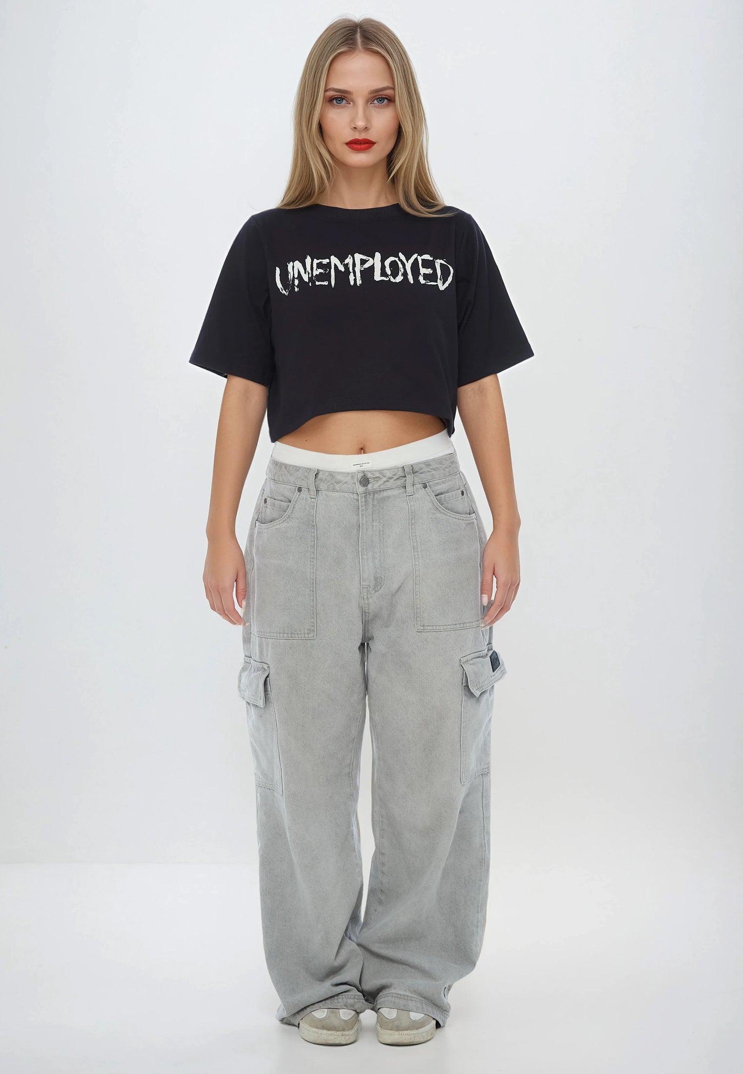 UNEMPLOYED CROP TOP BLACK
