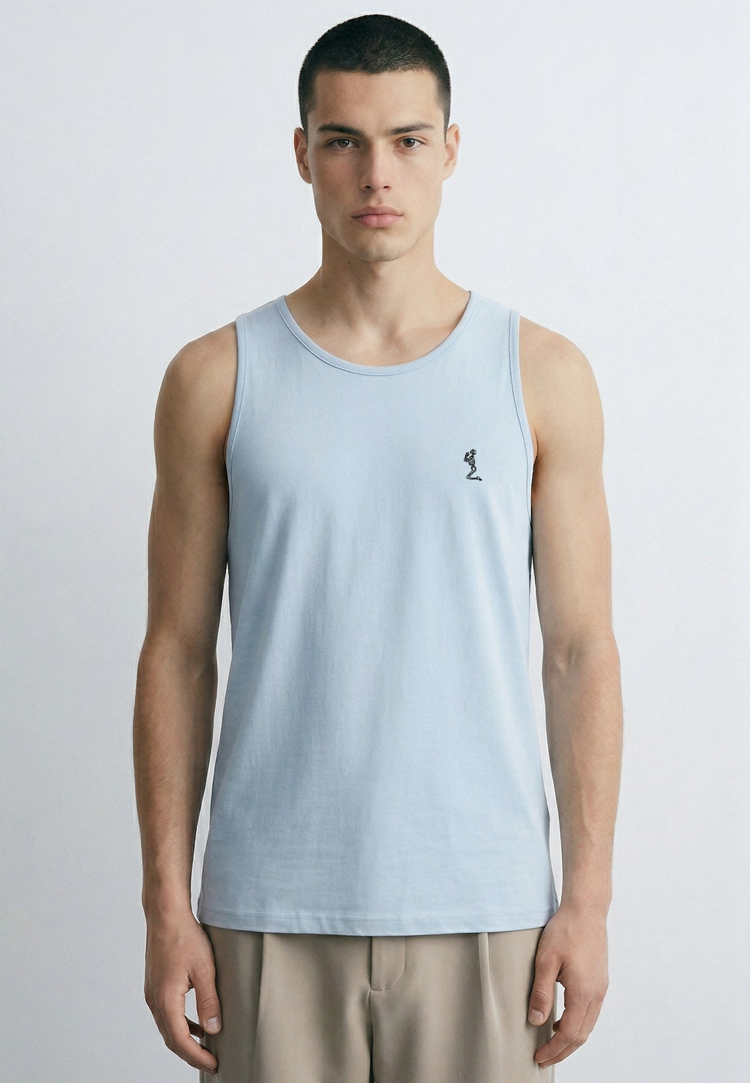 ALBION VEST PALE BLUE