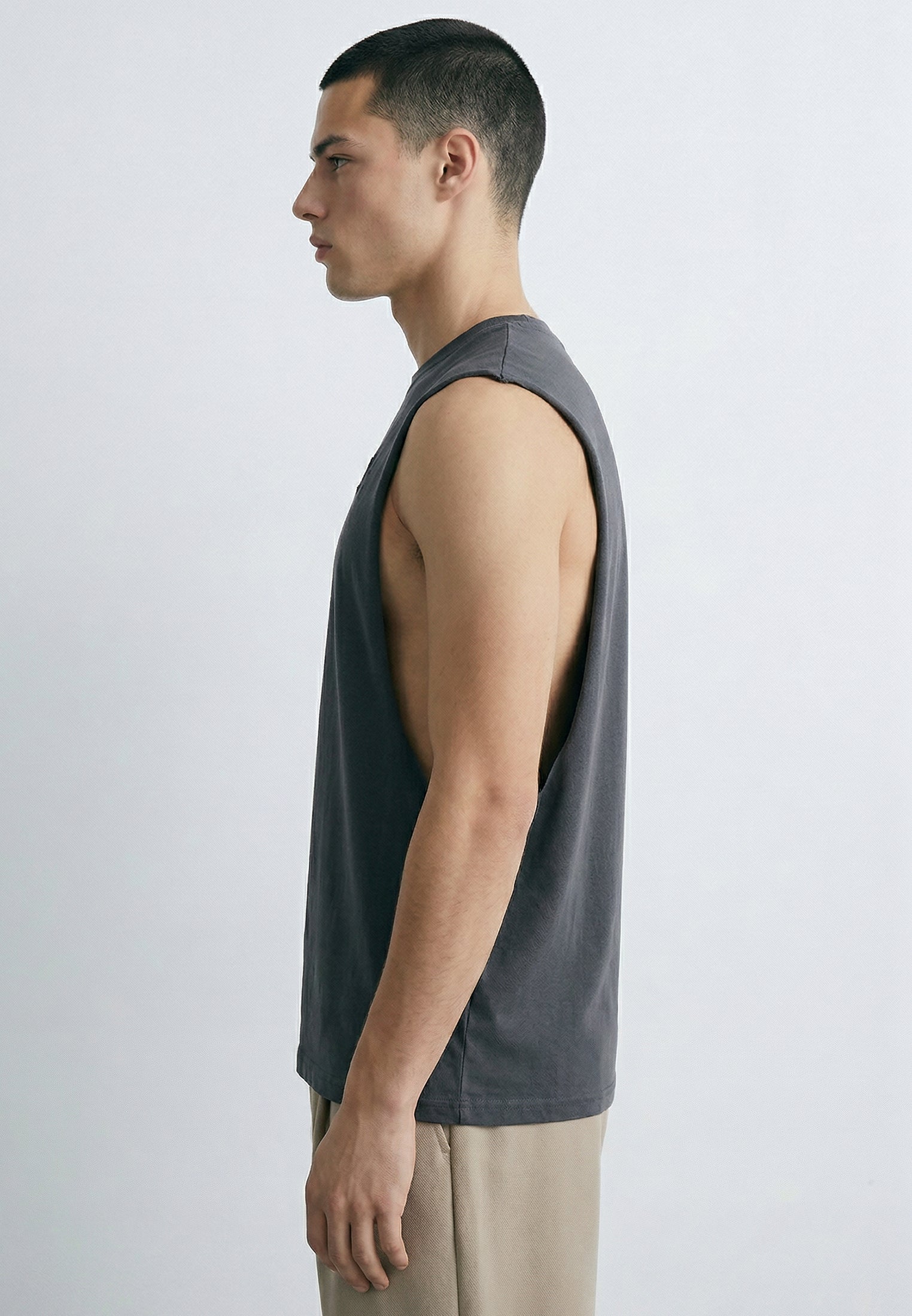 CUTAWAY VEST DARK METAL