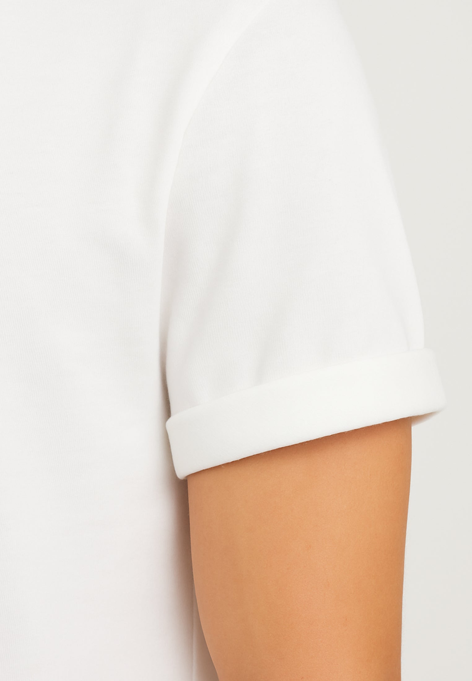 ESSENTIAL ROLLED CUFF T-SHIRT WHITE