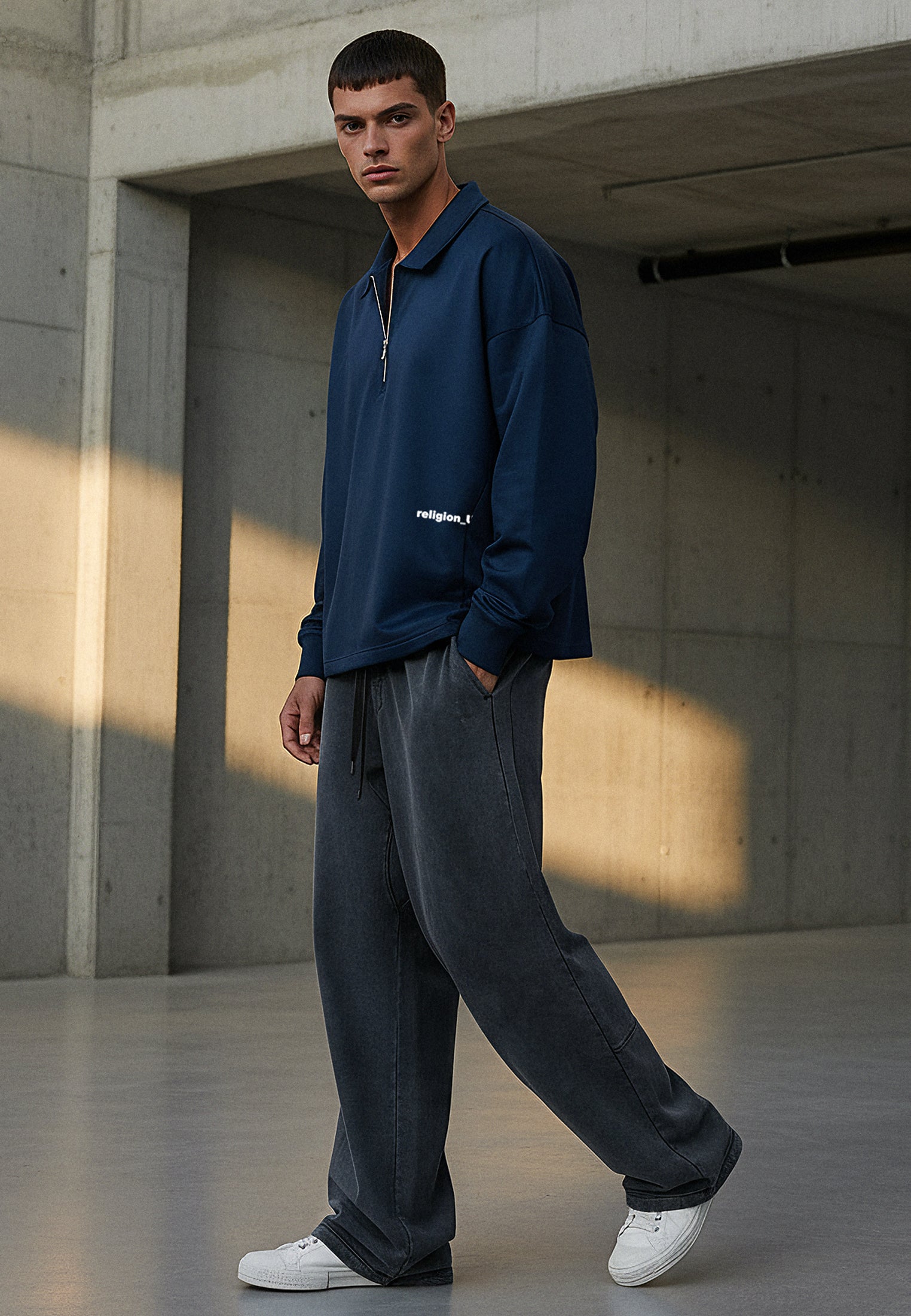 RELIGION UK CROPPED ZIP SWEATSHIRT DARK NAVY