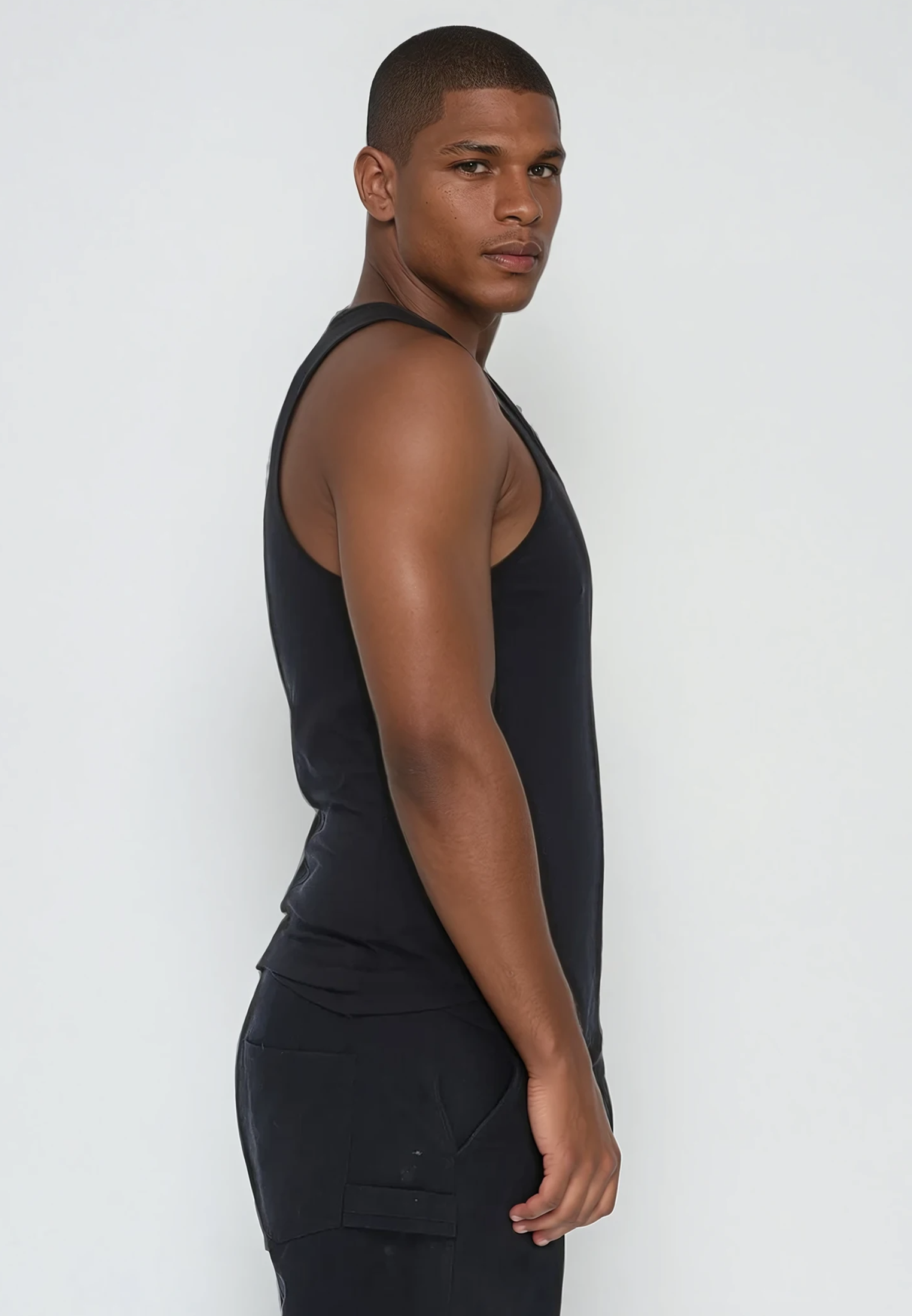 ALBION VEST BLACK