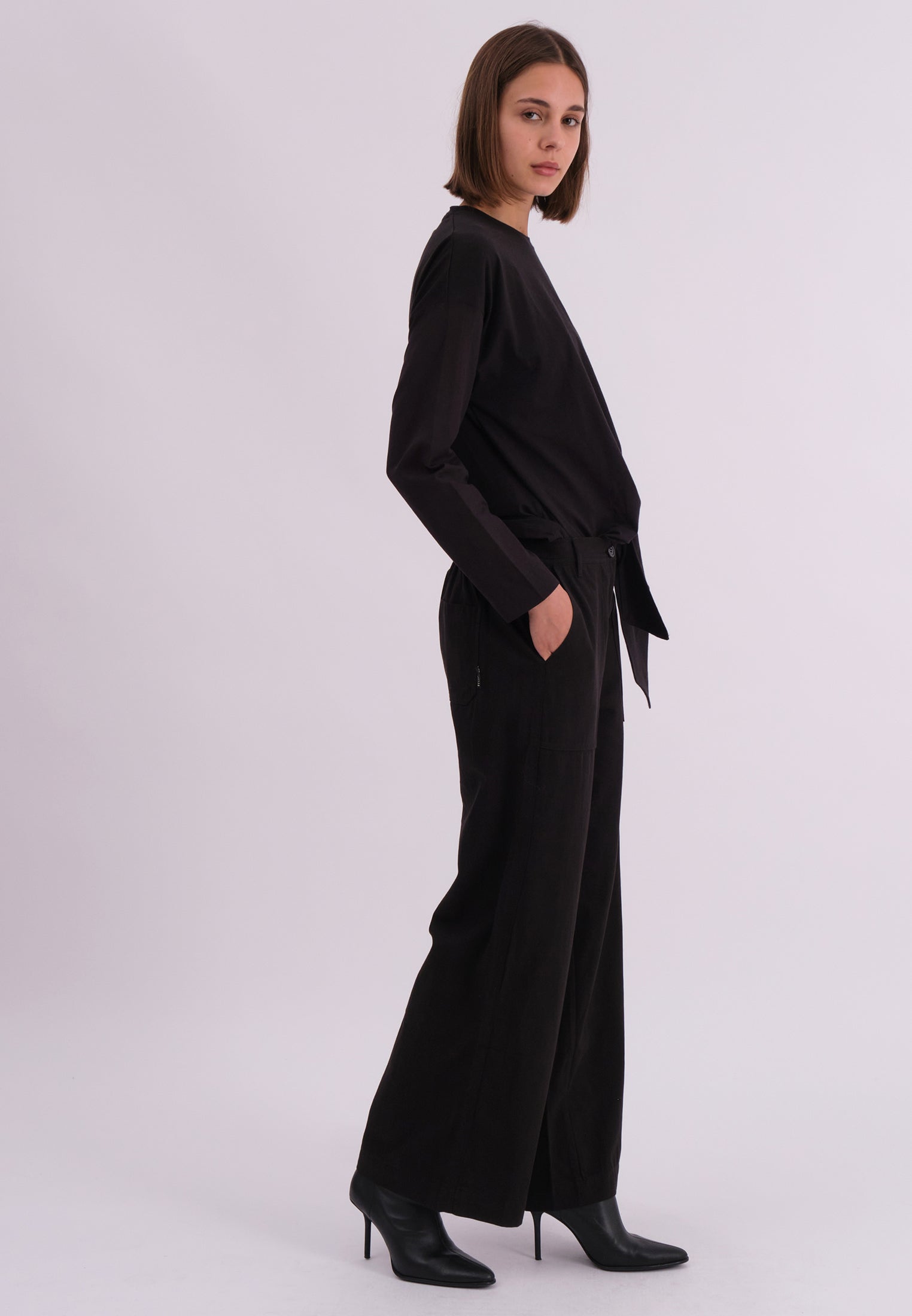 VISION TROUSERS BLACK