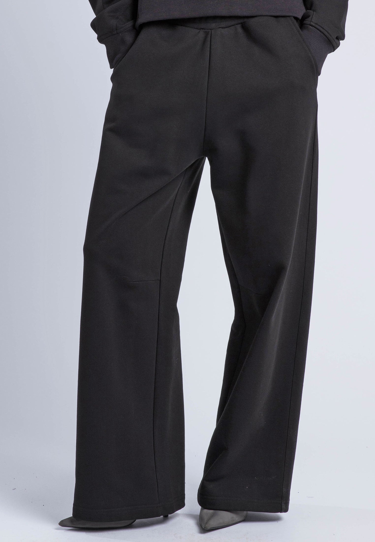 APPLIQUE RELAXED SWEATPANTS BLACK