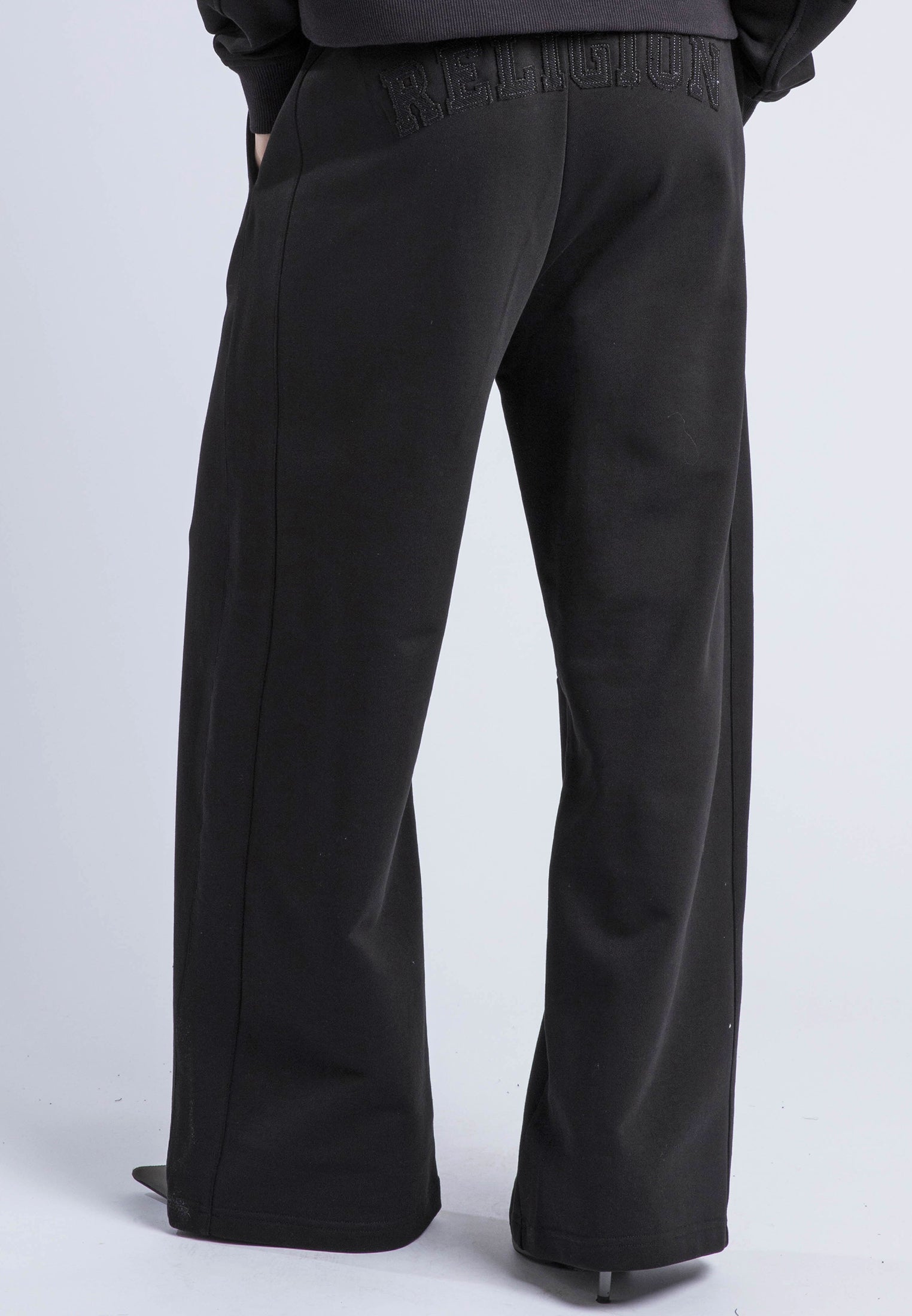 APPLIQUE RELAXED SWEATPANTS BLACK