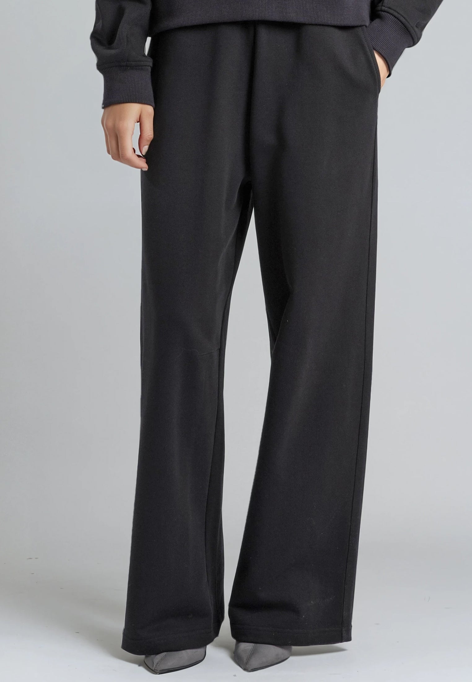 APPLIQUE RELAXED SWEATPANTS BLACK