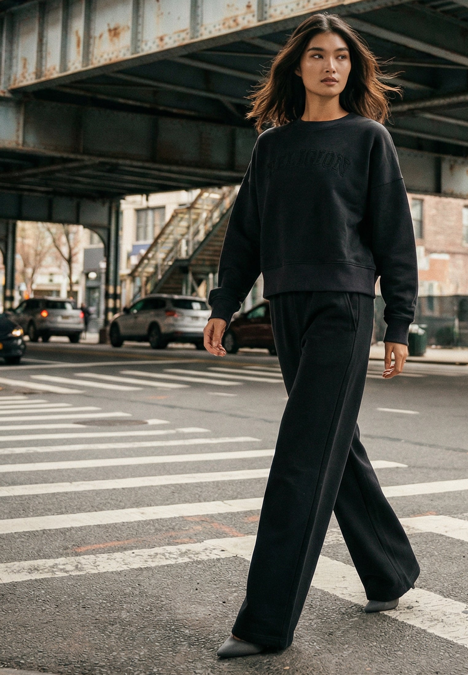 APPLIQUE RELAXED SWEATPANTS BLACK