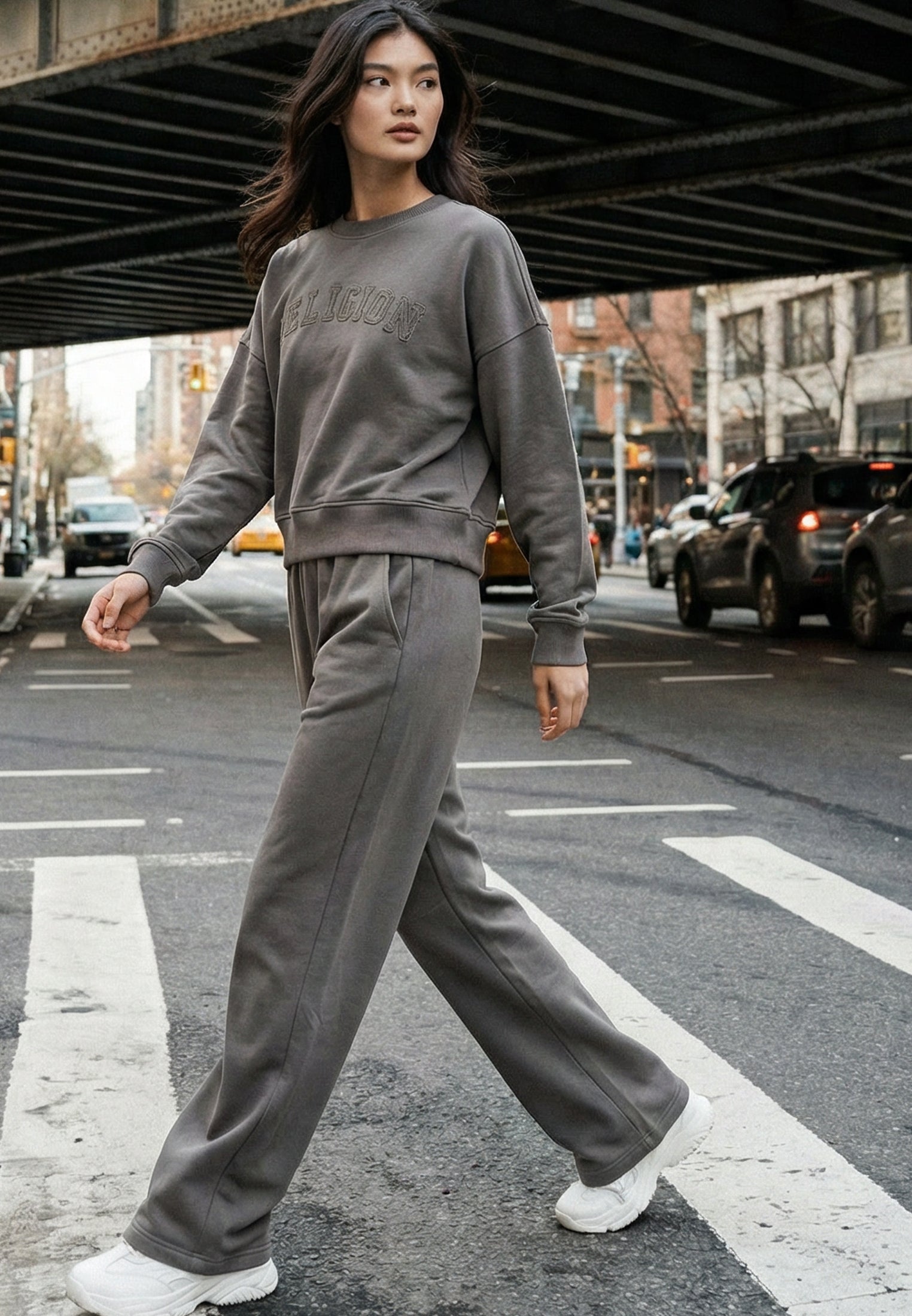 APPLIQUE RELAXED SWEATPANTS BRINDLE