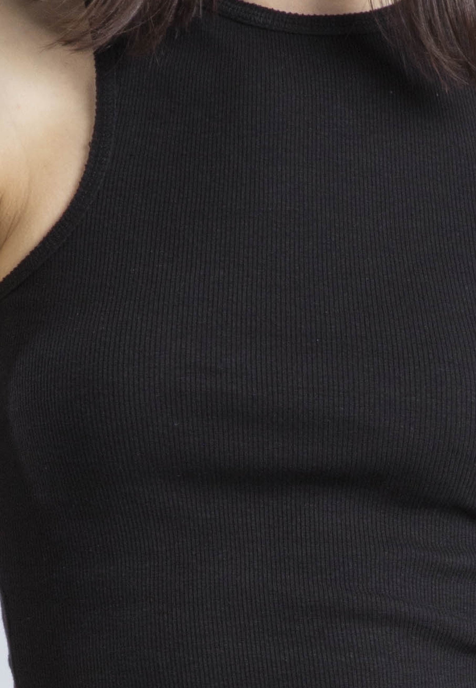 HIGH NECK VEST BLACK