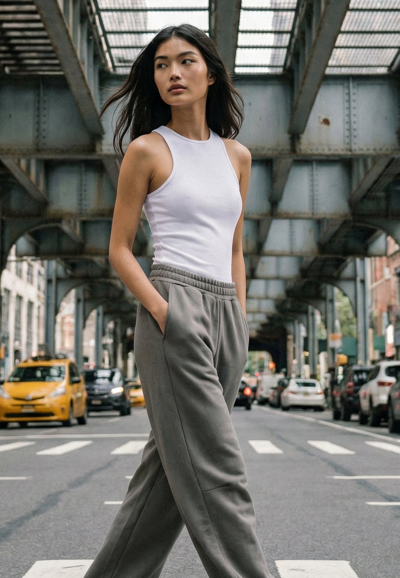 HIGH NECK VEST WHITE