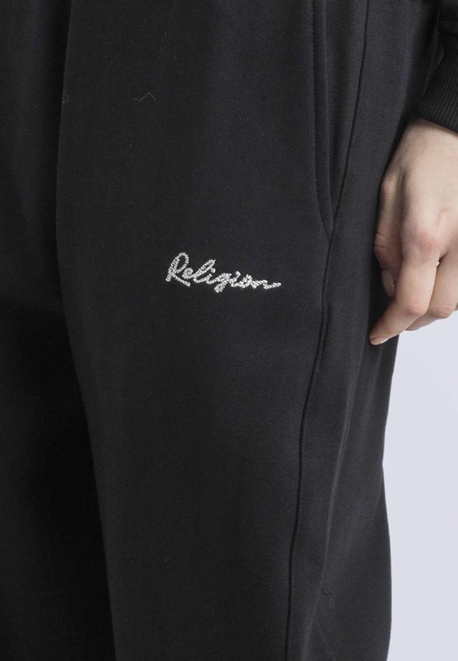 EMBROIDERY RELAXED SWEATPANTS BLACK