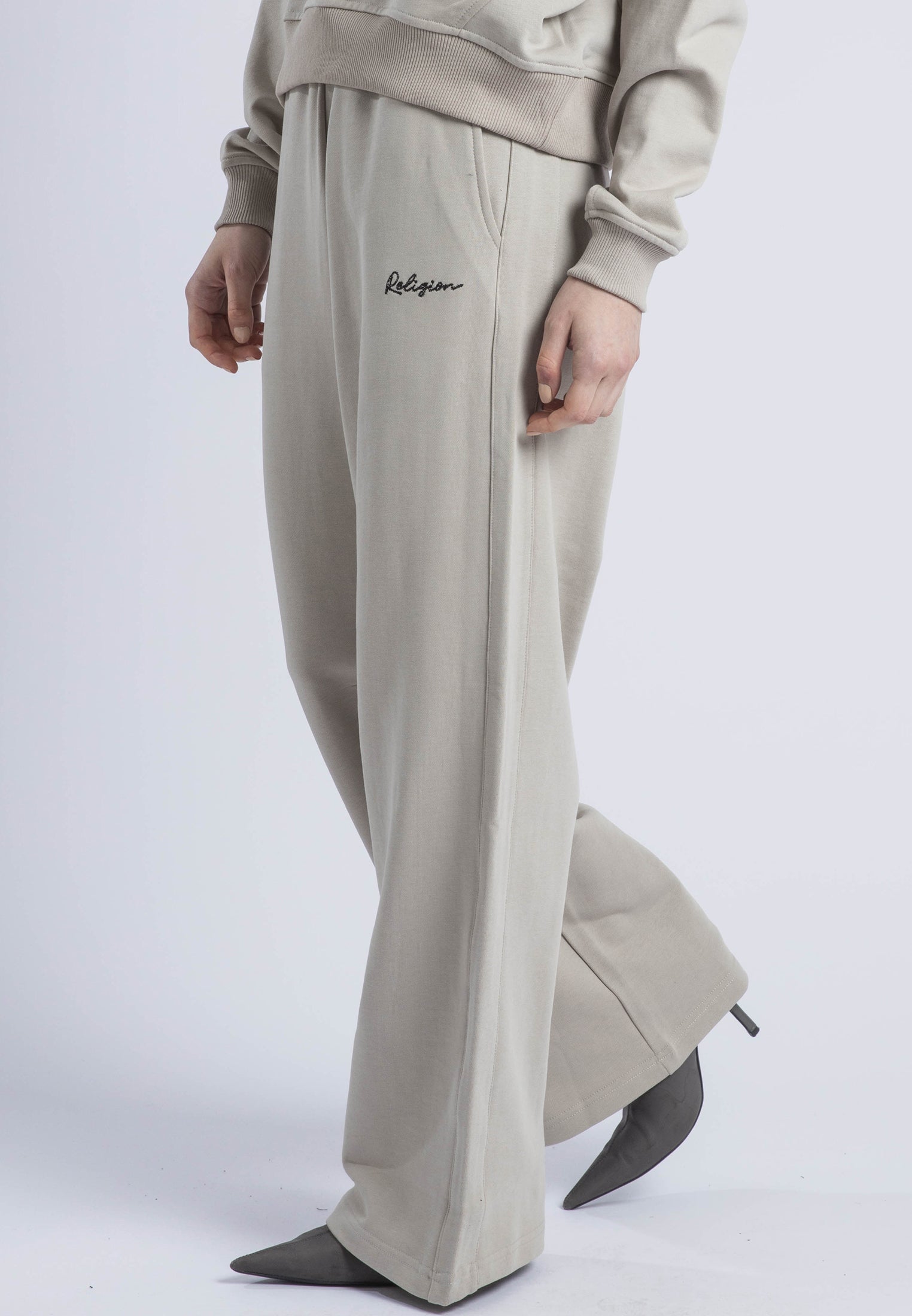 EMBROIDERY RELAXED SWEATPANTS STONE