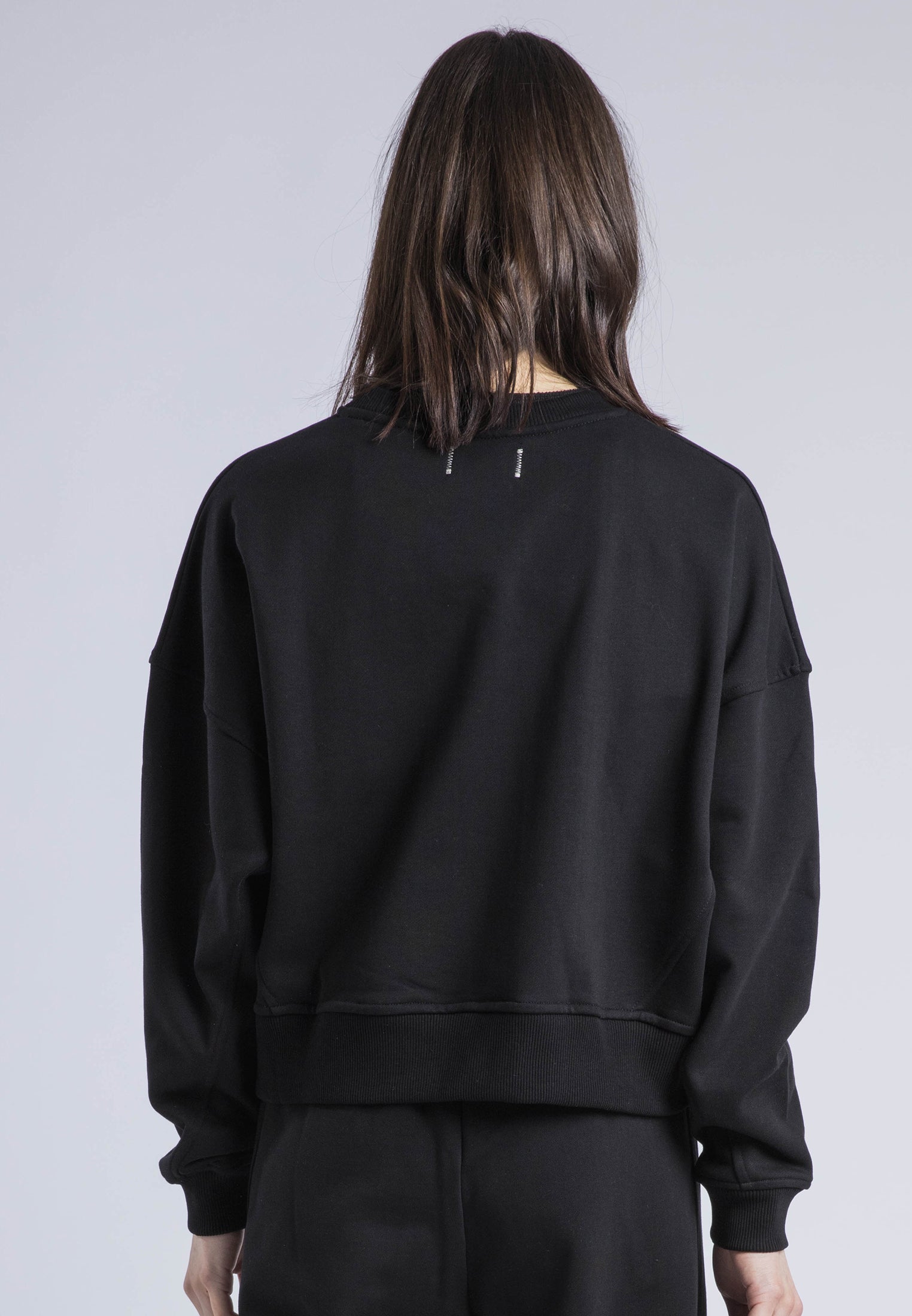 EMBROIDERY BATWING SWEAT BLACK