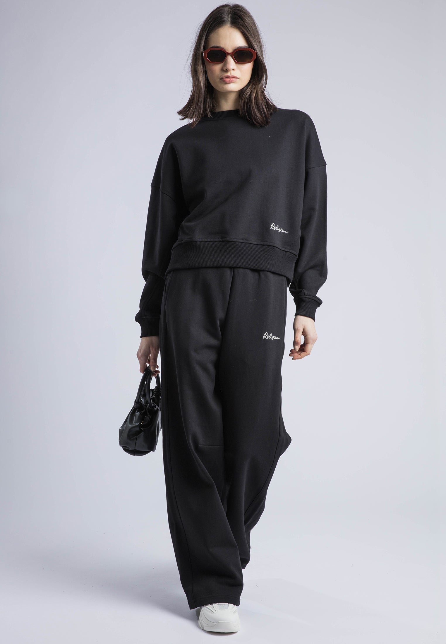 EMBROIDERY BATWING SWEAT BLACK