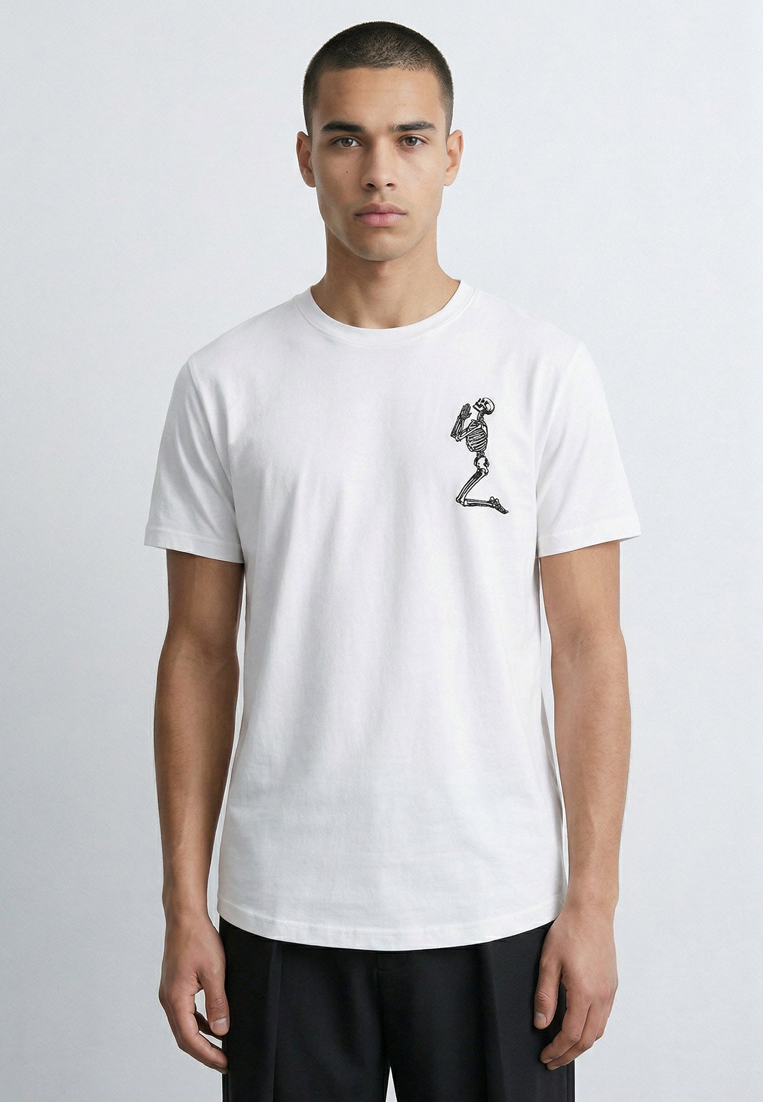 ESSENTIAL BIG SKELETON WHITE T-SHIRT