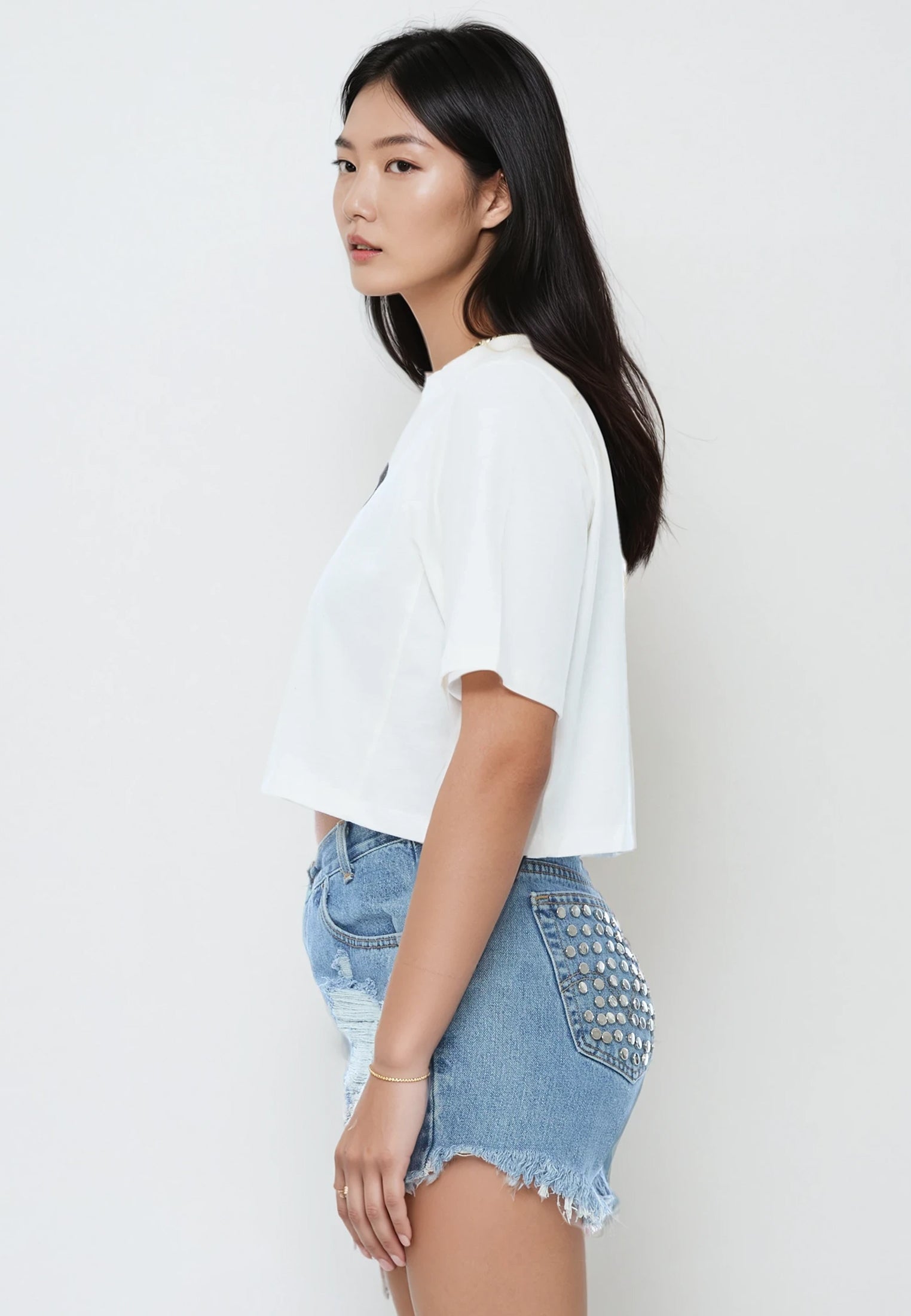 WHO GIVES A FUCK CROP TOP WHITE