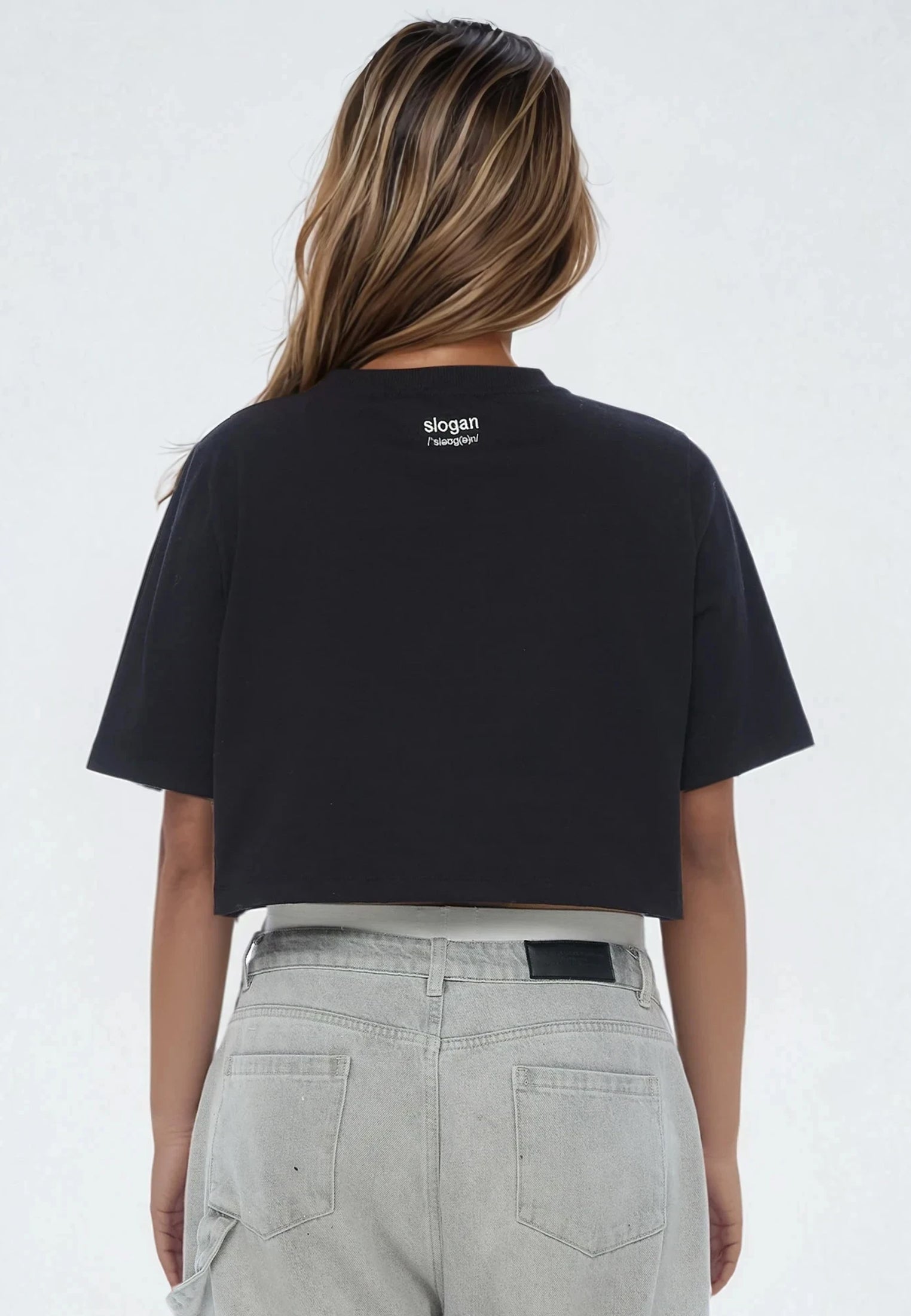 WHO GIVES A FUCK CROP TOP BLACK