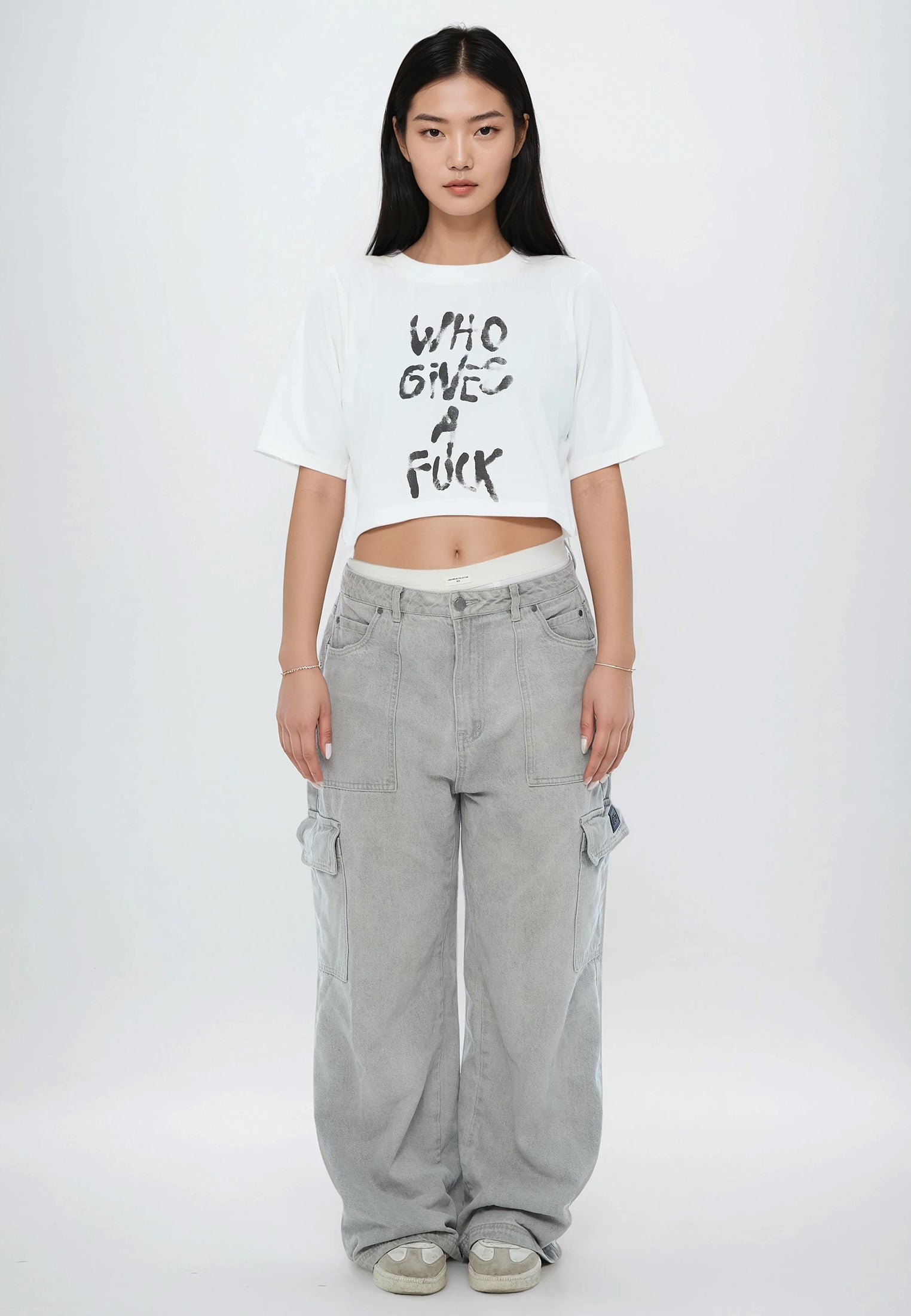 WHO GIVES A FUCK CROP TOP WHITE
