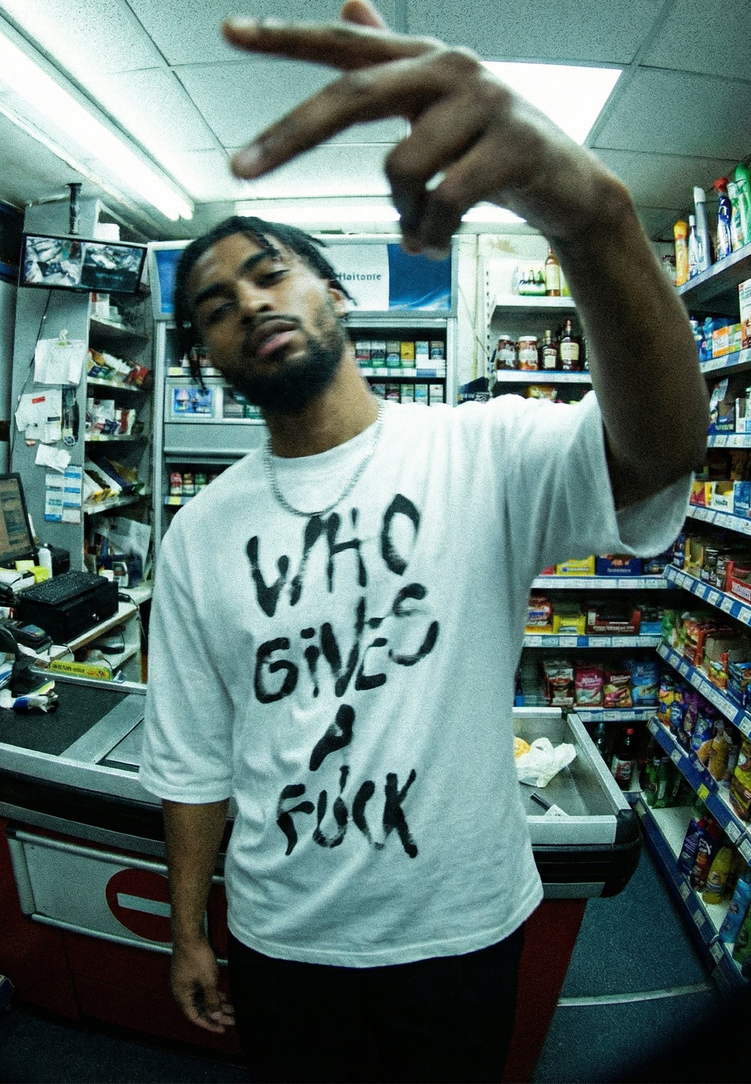 WHO GIVES A FUCK OVERSIZED T-SHIRT WHITE