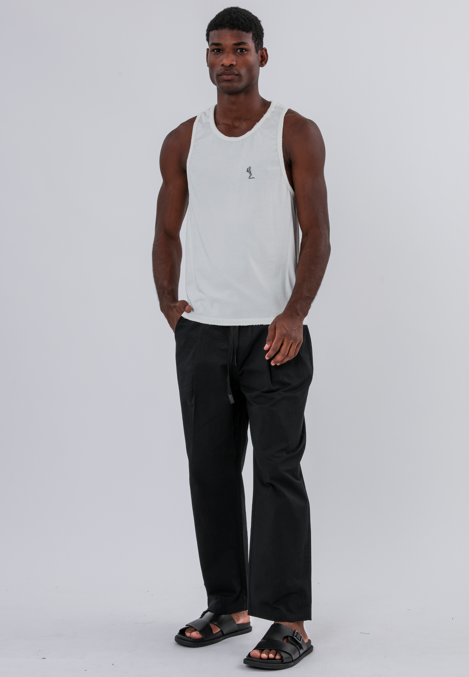 BATTLE DISTRESSED VEST OFF WHITE