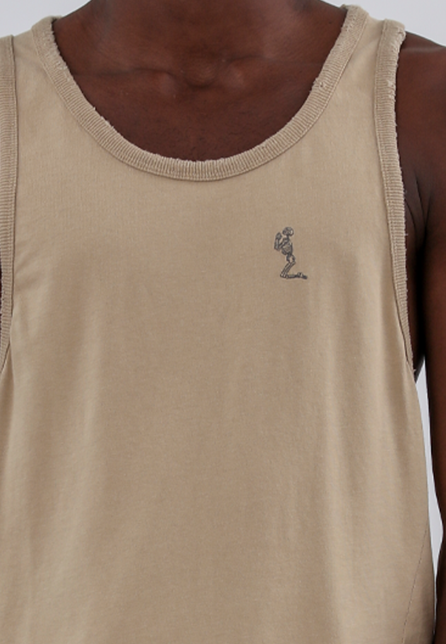 BATTLE DISTRESSED VEST FAWN