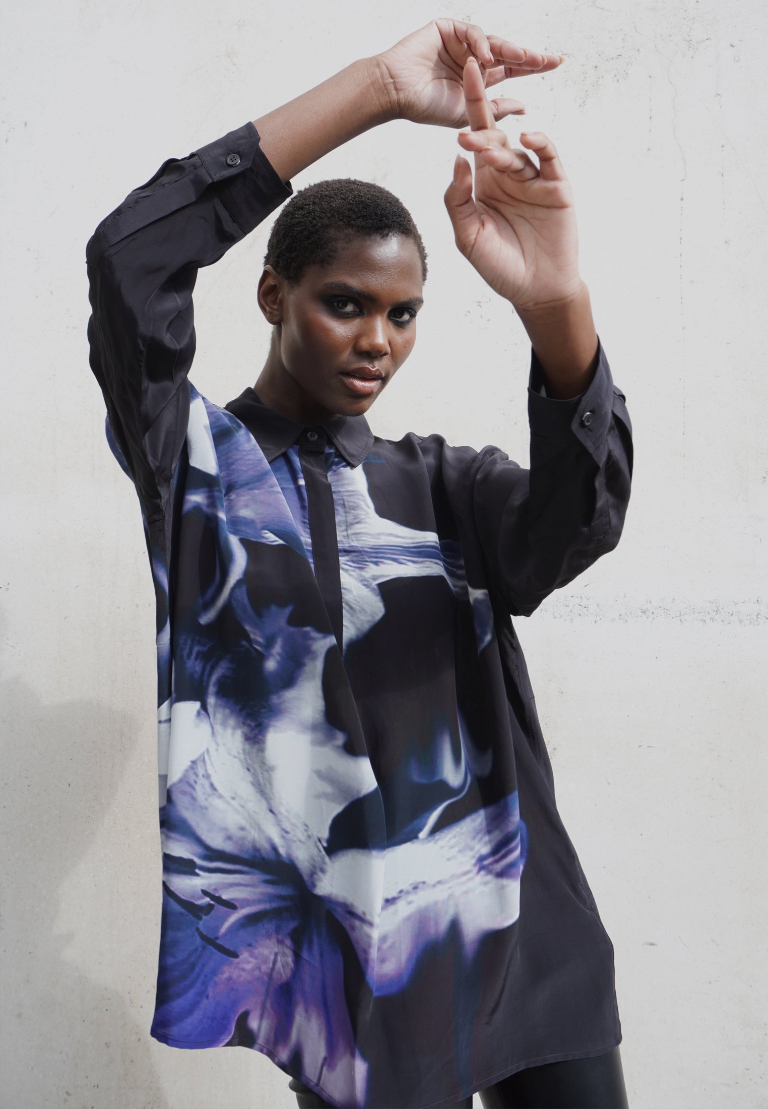 CONSTELLATION SHIRT LILY BLUE