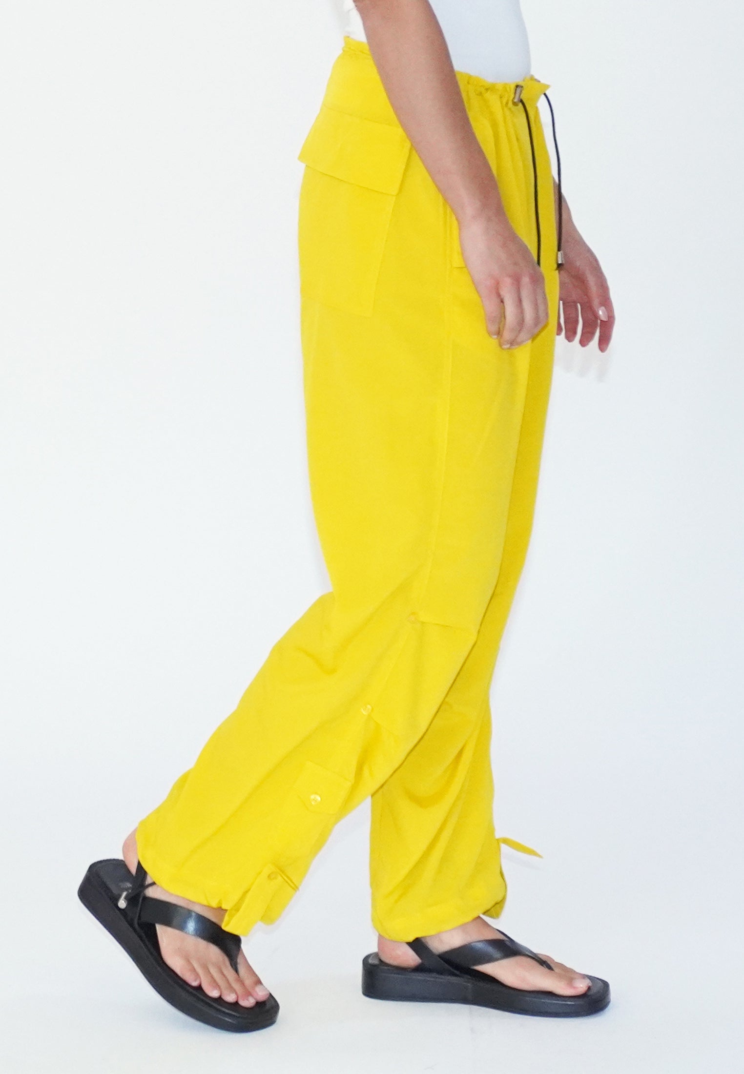 TRACE YELLOW PARACHUTE TROUSERS