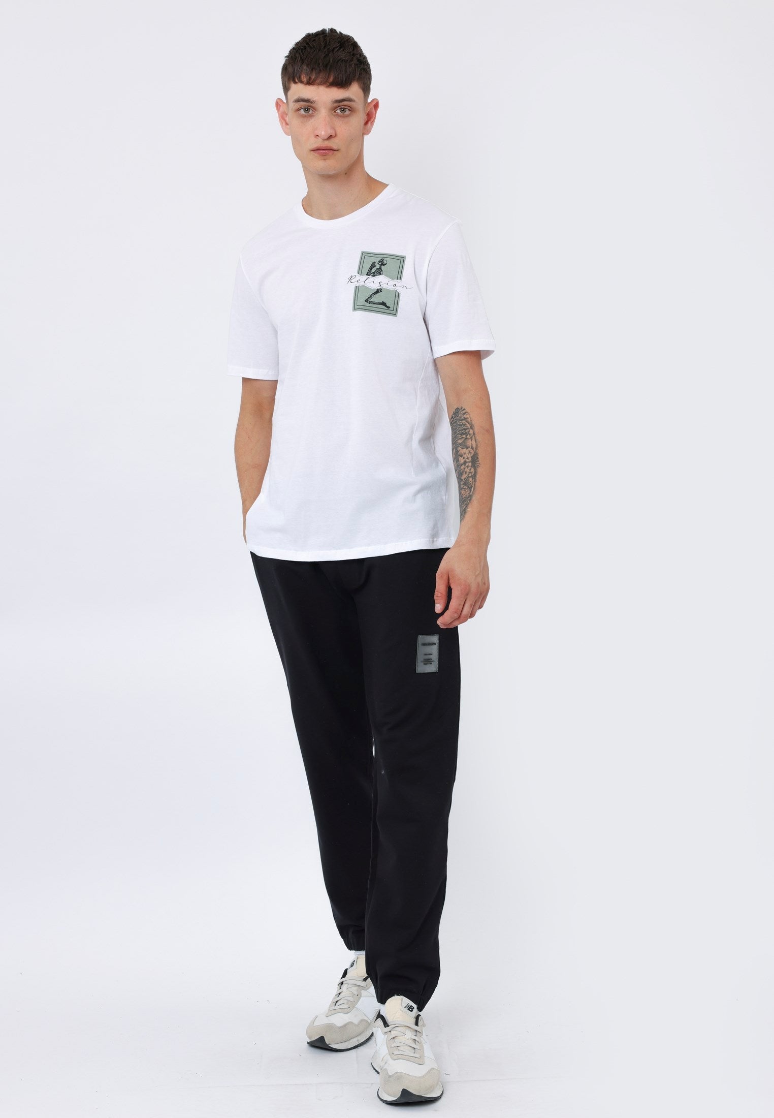 TEAR LABEL T-SHIRT WHITE