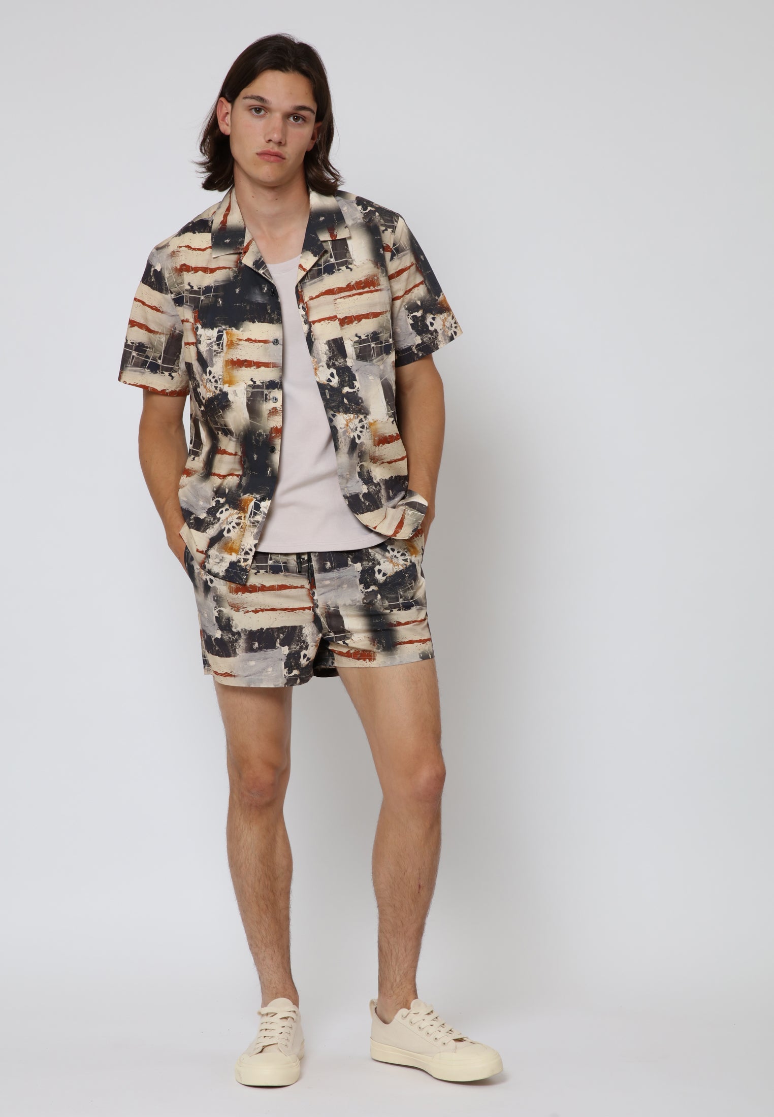 ABSTRACT SHORT ABSTRACT