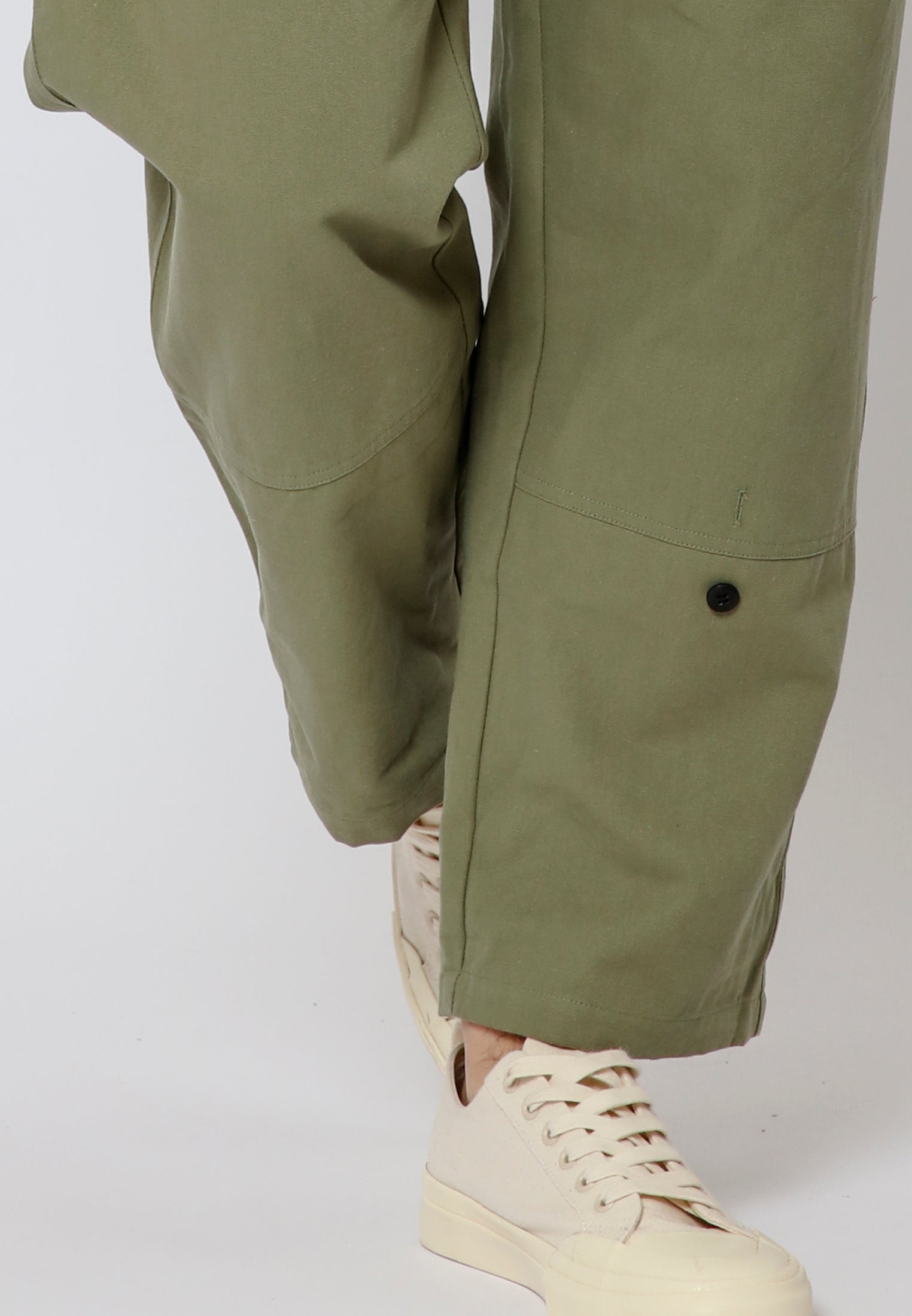 BUTTON CHINO LIGHT KHAKI