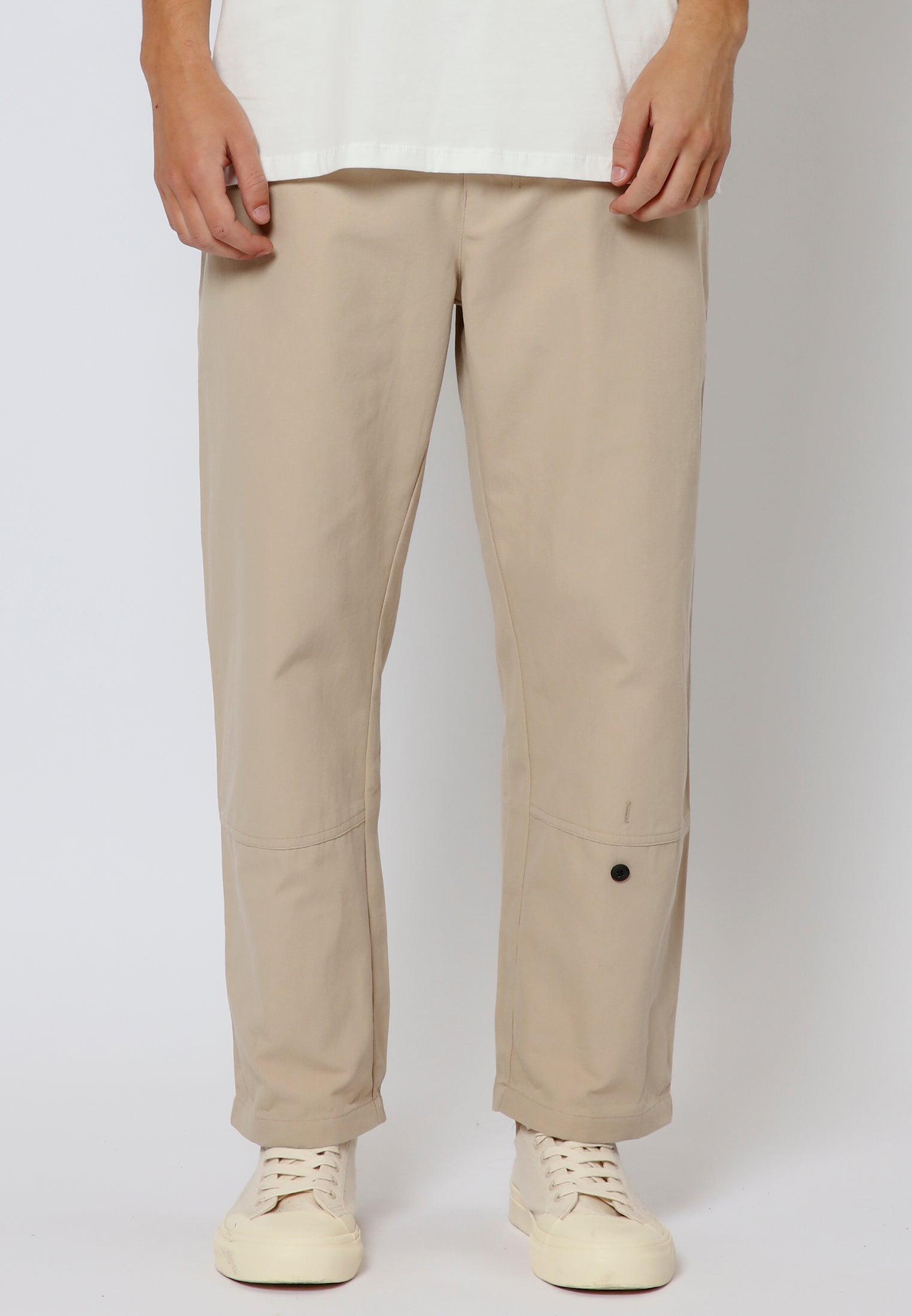 BUTTON CHINO STONE