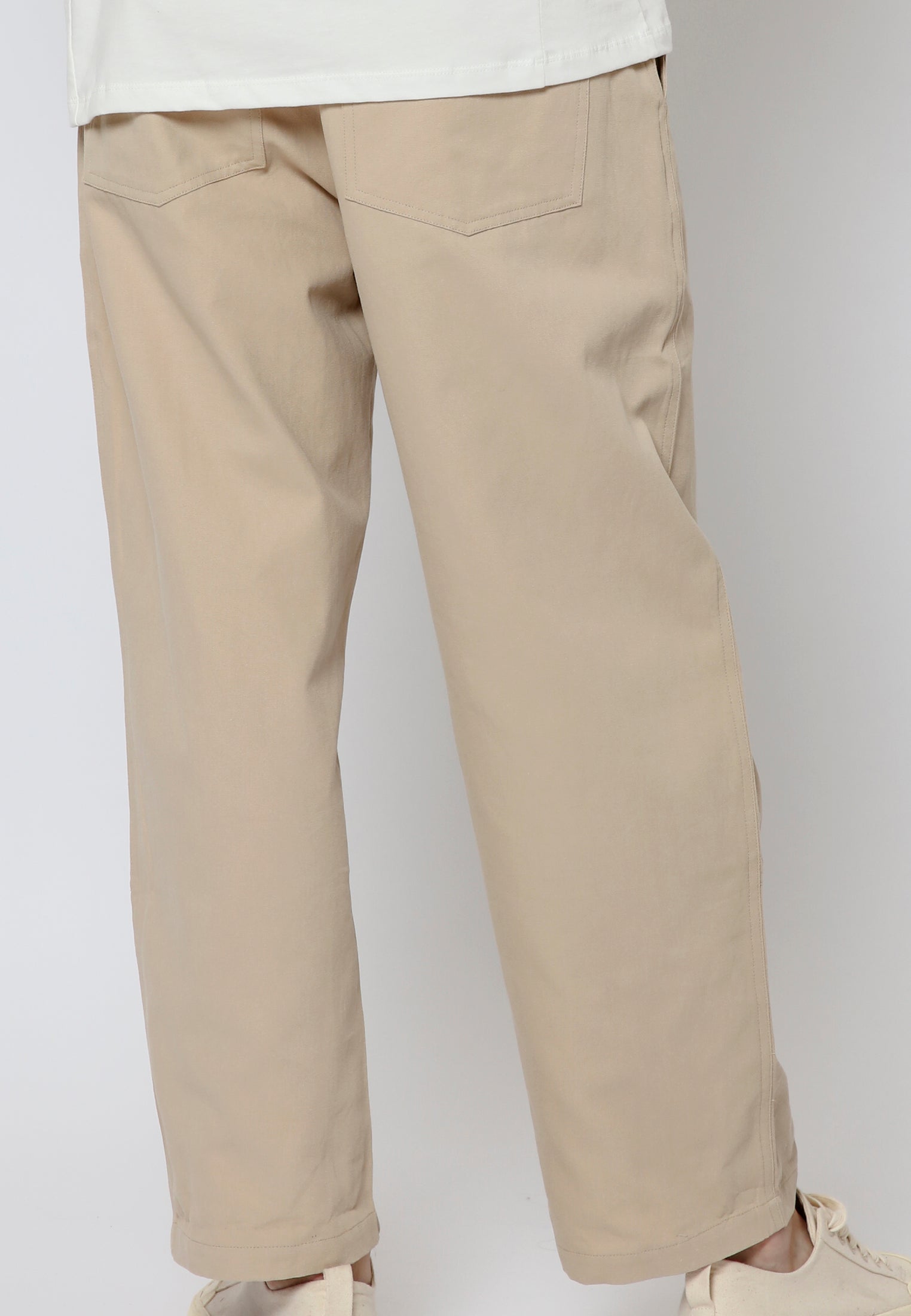 BUTTON CHINO STONE