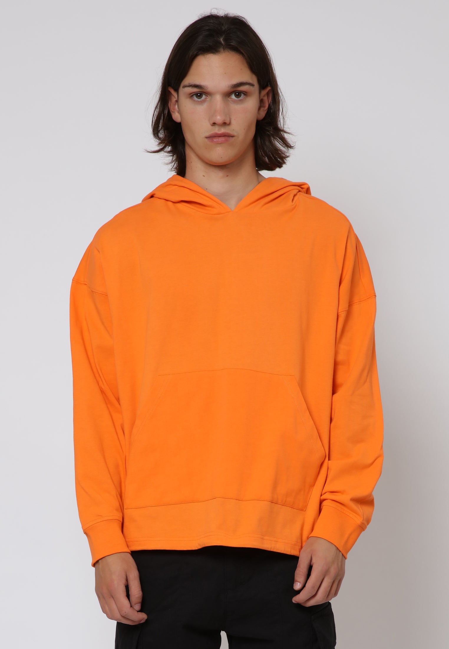 EMBROIDERED RELAXED HOODIE MANDARIN
