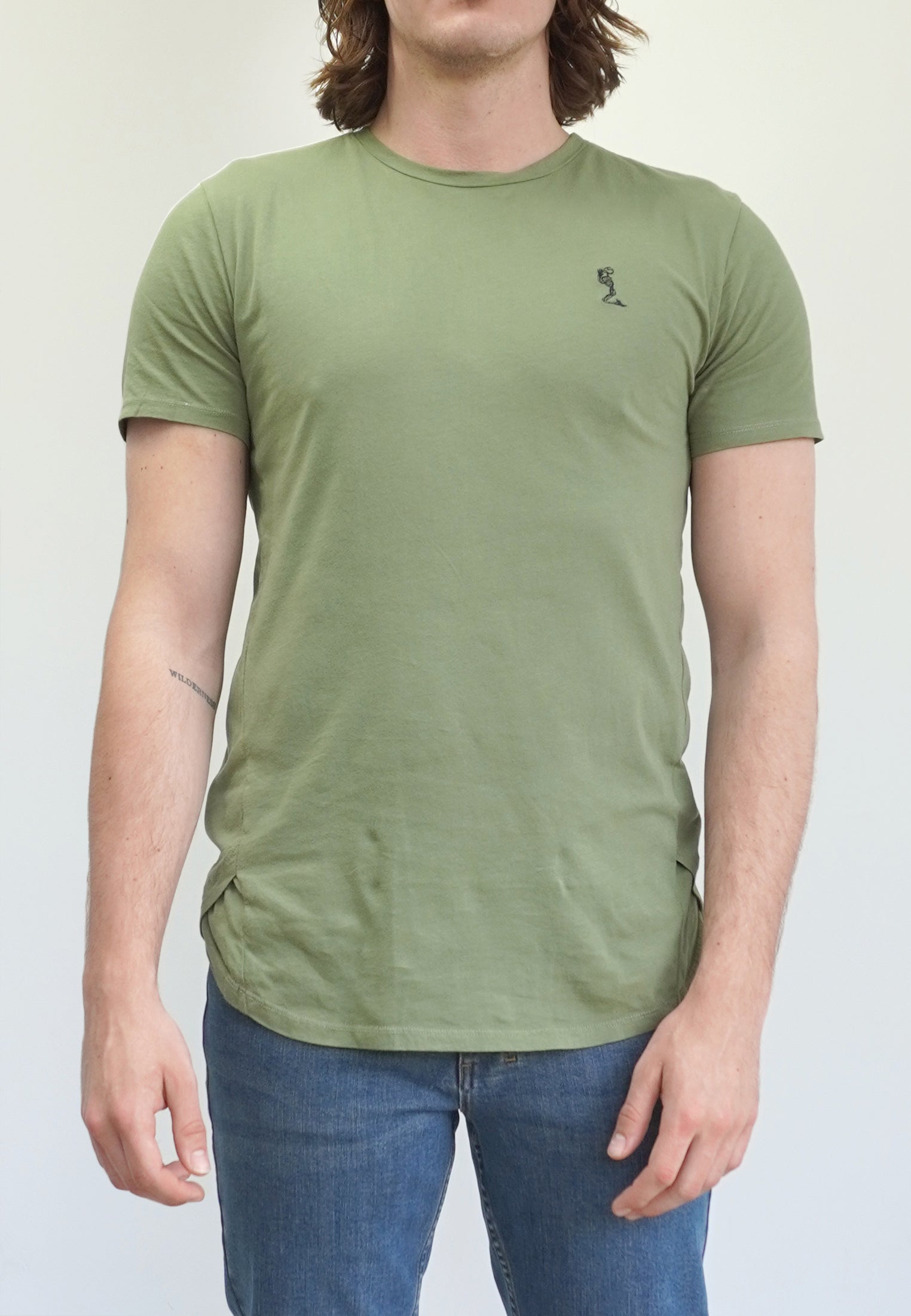 ESSENTIAL SWAG CURVED HEM DARK OLIVE T-SHIRT