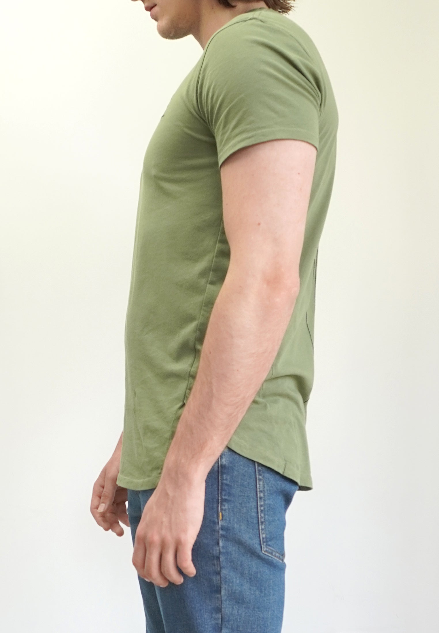 ESSENTIAL SWAG CURVED HEM DARK OLIVE T-SHIRT