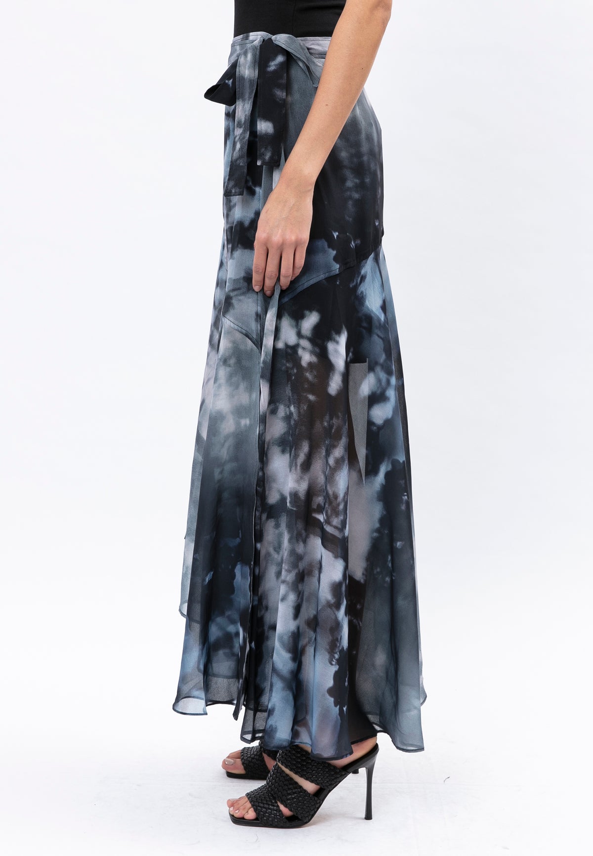 SPINEL SKIRT SHADOW PRINT BLACK & TWILIGHT BLUE
