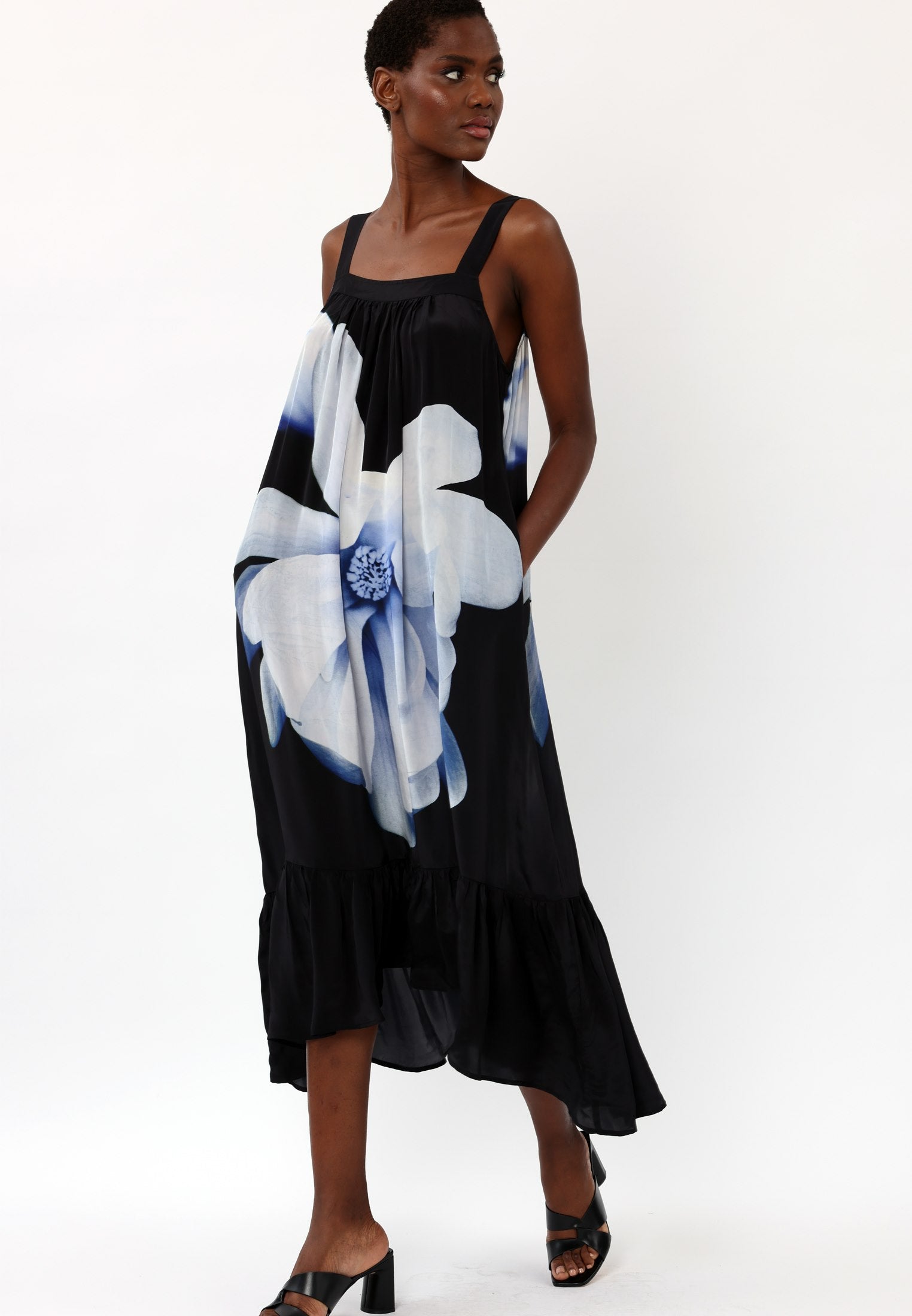 TIDE DRESS PRISTINE BLUE