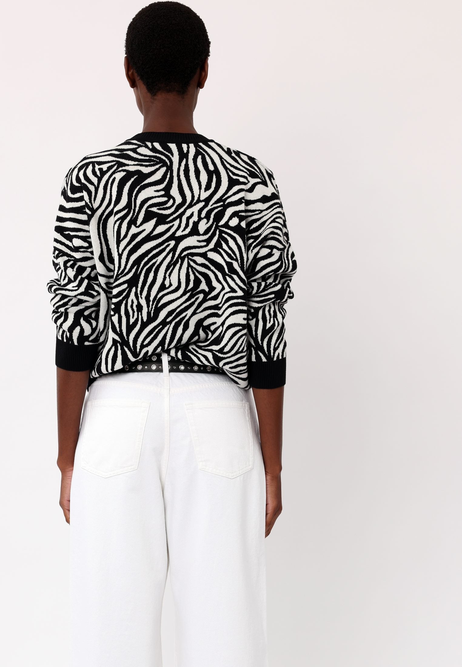 HERITAGE JUMPER WHITE & BLACK