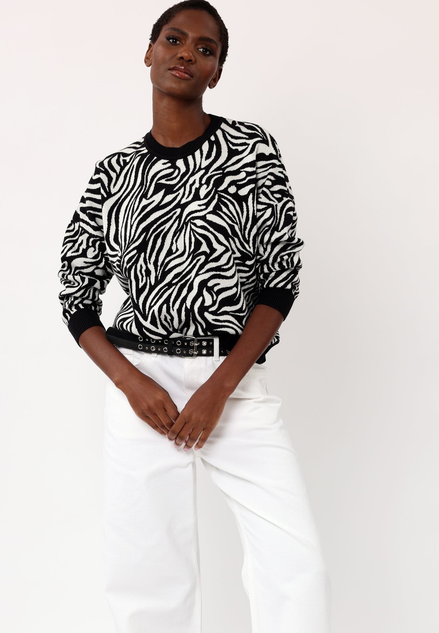 HERITAGE JUMPER WHITE & BLACK