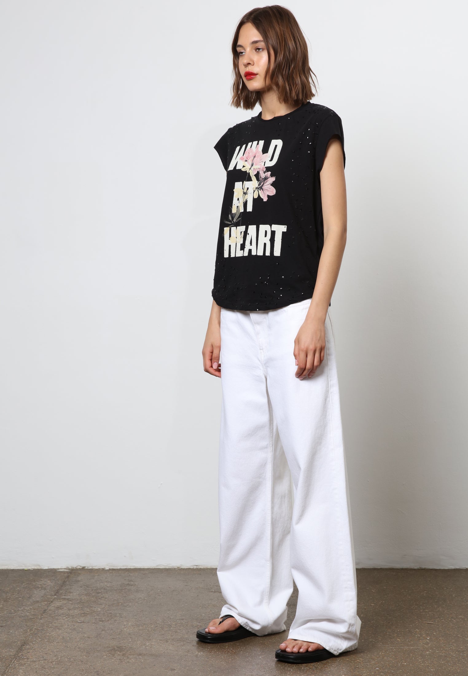 WILD AT HEART T-SHIRT BLACK